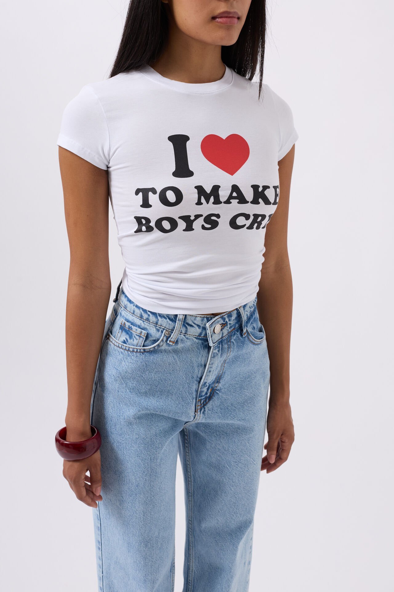 Toptan Nakış Detay Baskılı Crop Beyaz T-Shirt