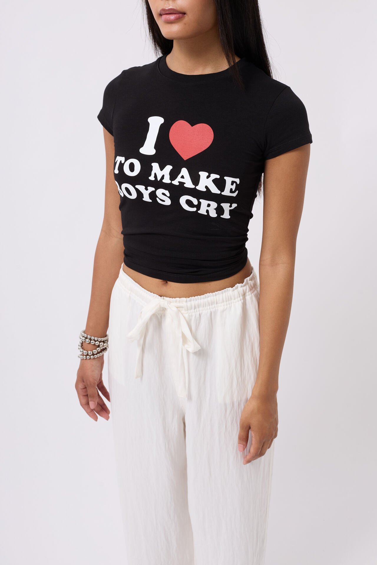 Toptan Nakış Detay Baskılı Crop Siyah T-Shirt