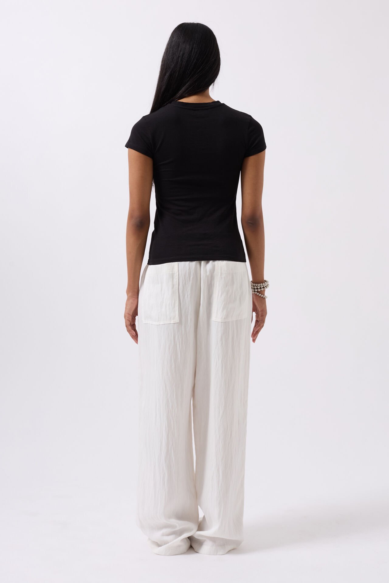 Toptan Nakış Detay Baskılı Crop Siyah T-Shirt