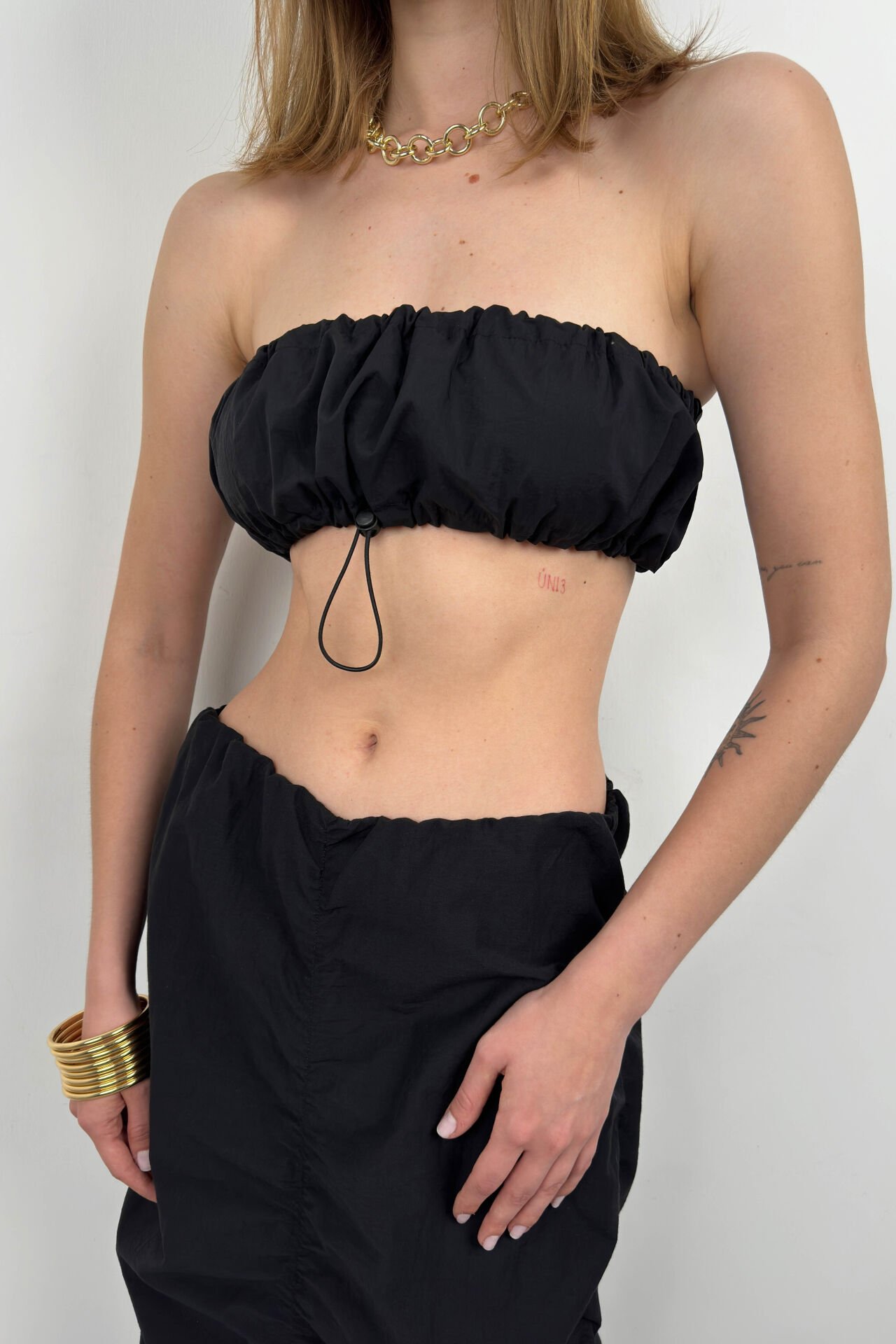 Toptan Lastik Detay Siyah Straplez Crop