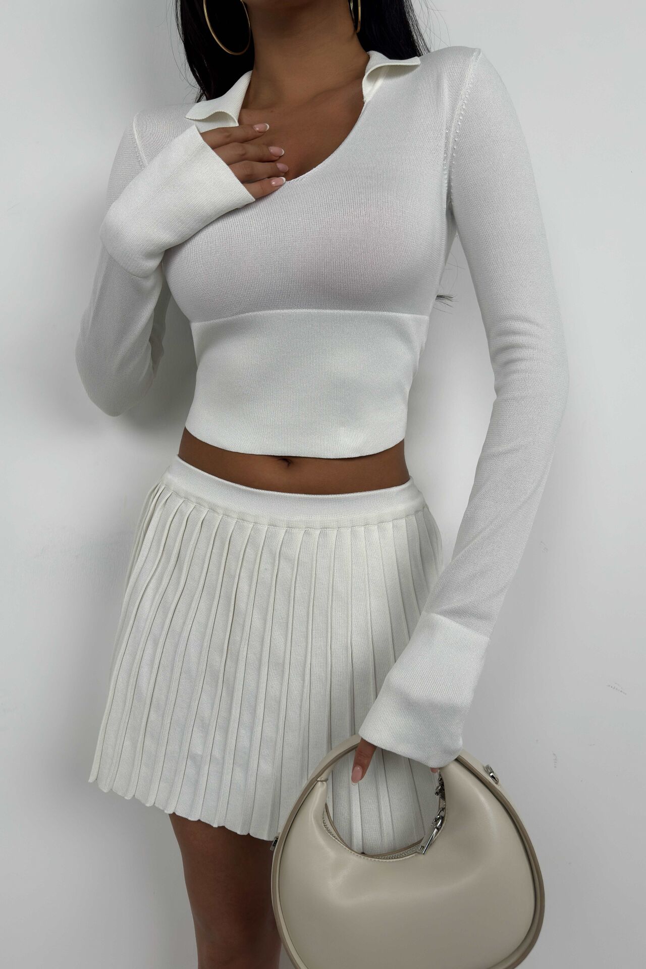 Wholesale V Neck Corsage Detail Ecru Knit Blouse