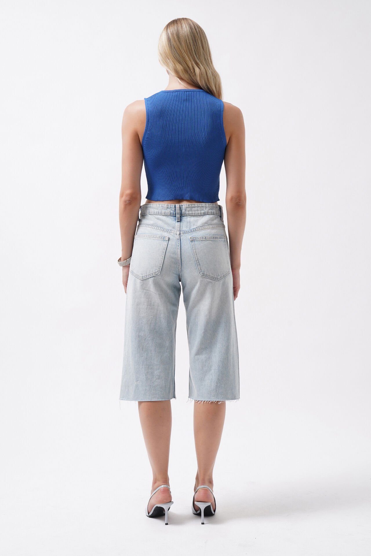 Toptan Taş Detay Dekolteli Saks Crop Bluz