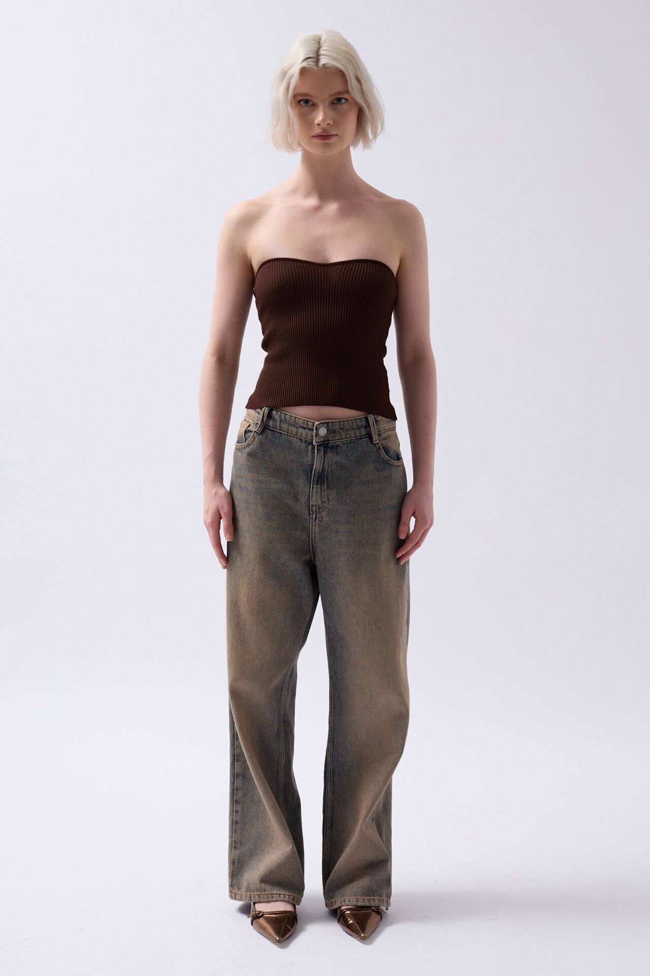 Toptan Straplez Dokulu Kahverengi Crop