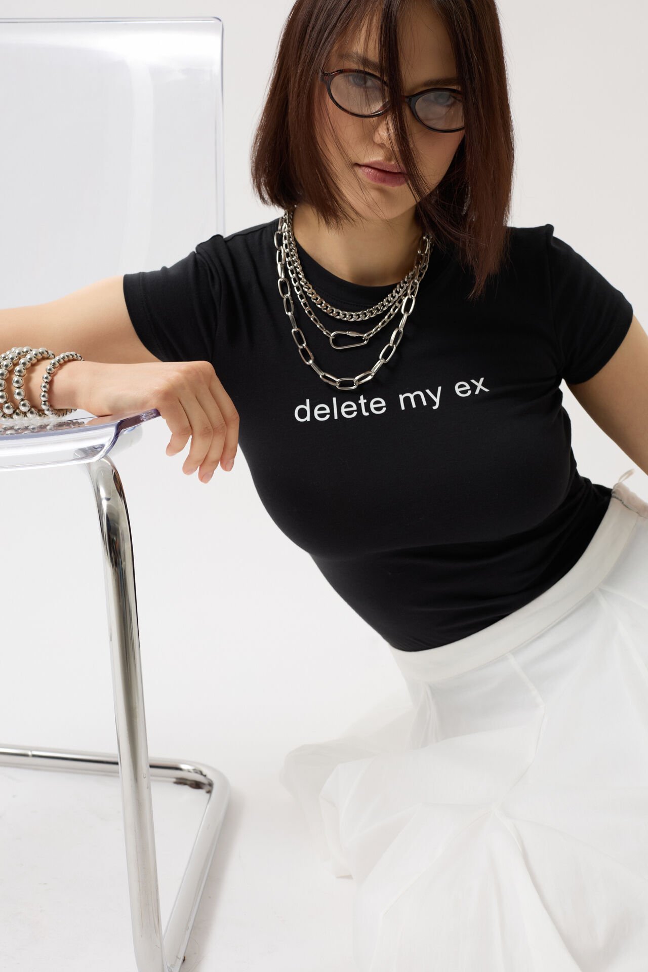 تي شيرت قصير أسود من الليكرا مطبوع بسعر الجملة