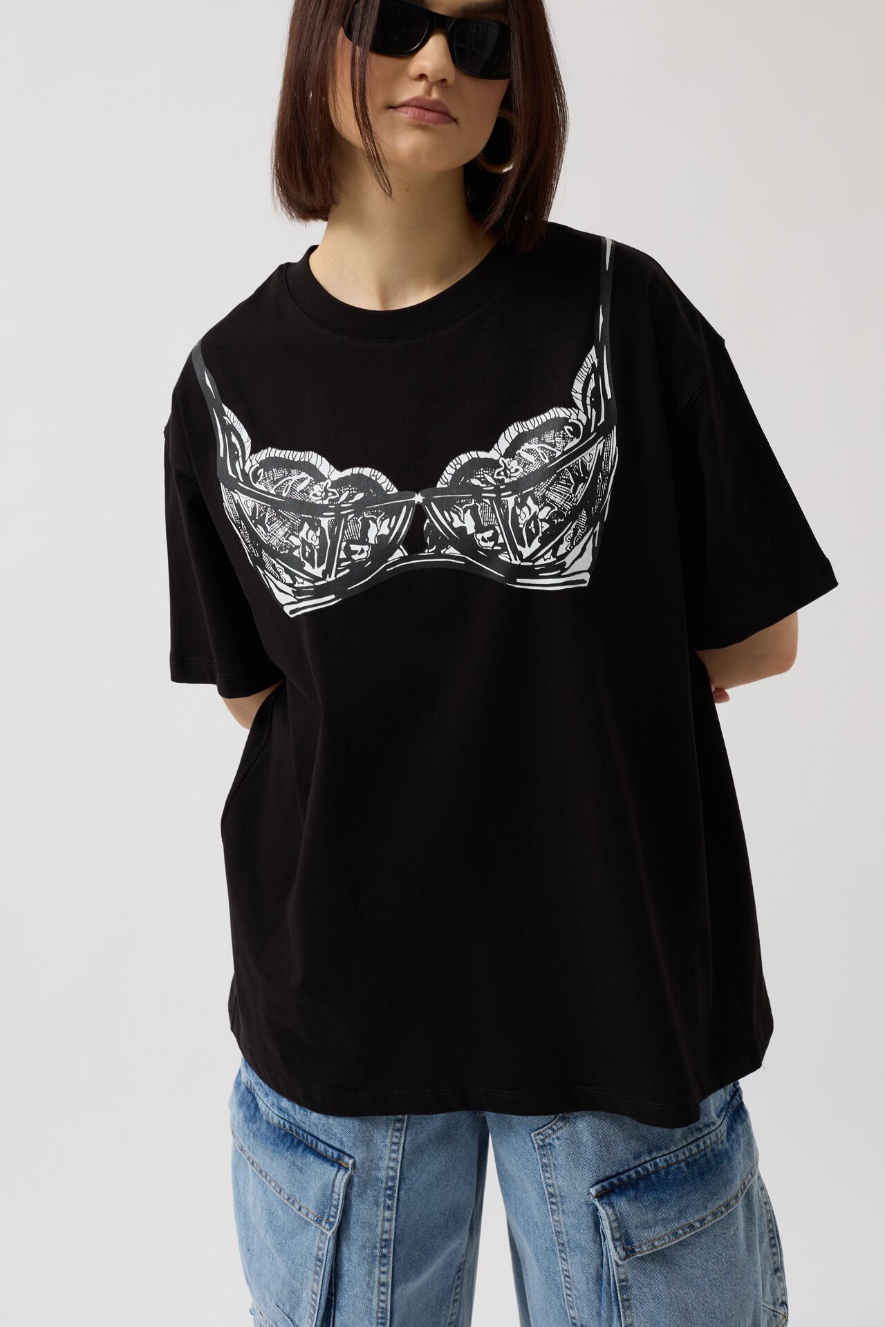 ملابس داخلية بالجملة تفاصيل تي شيرت أسود