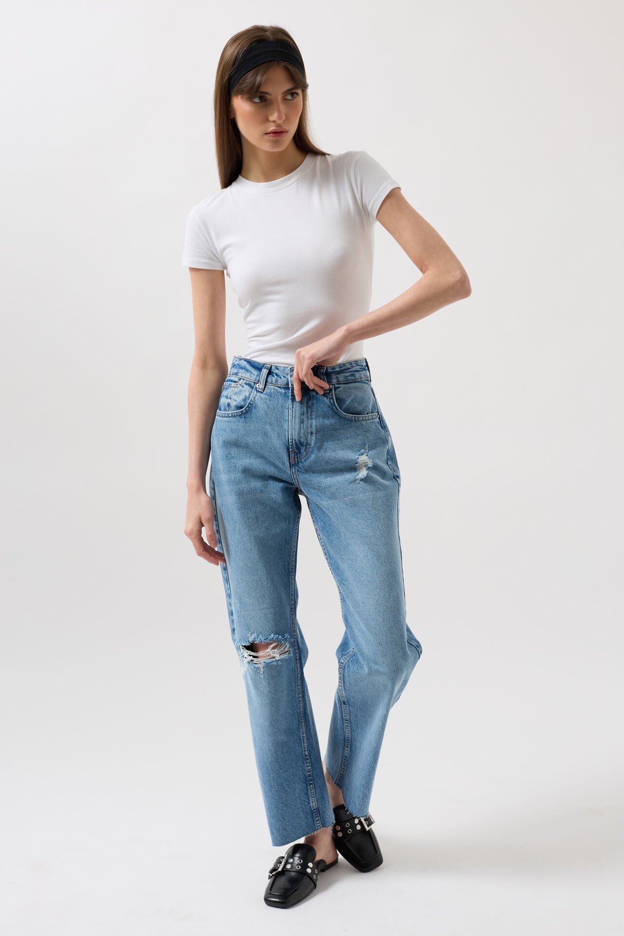 Wholesale Laser Cut High Waist Blue Jeans