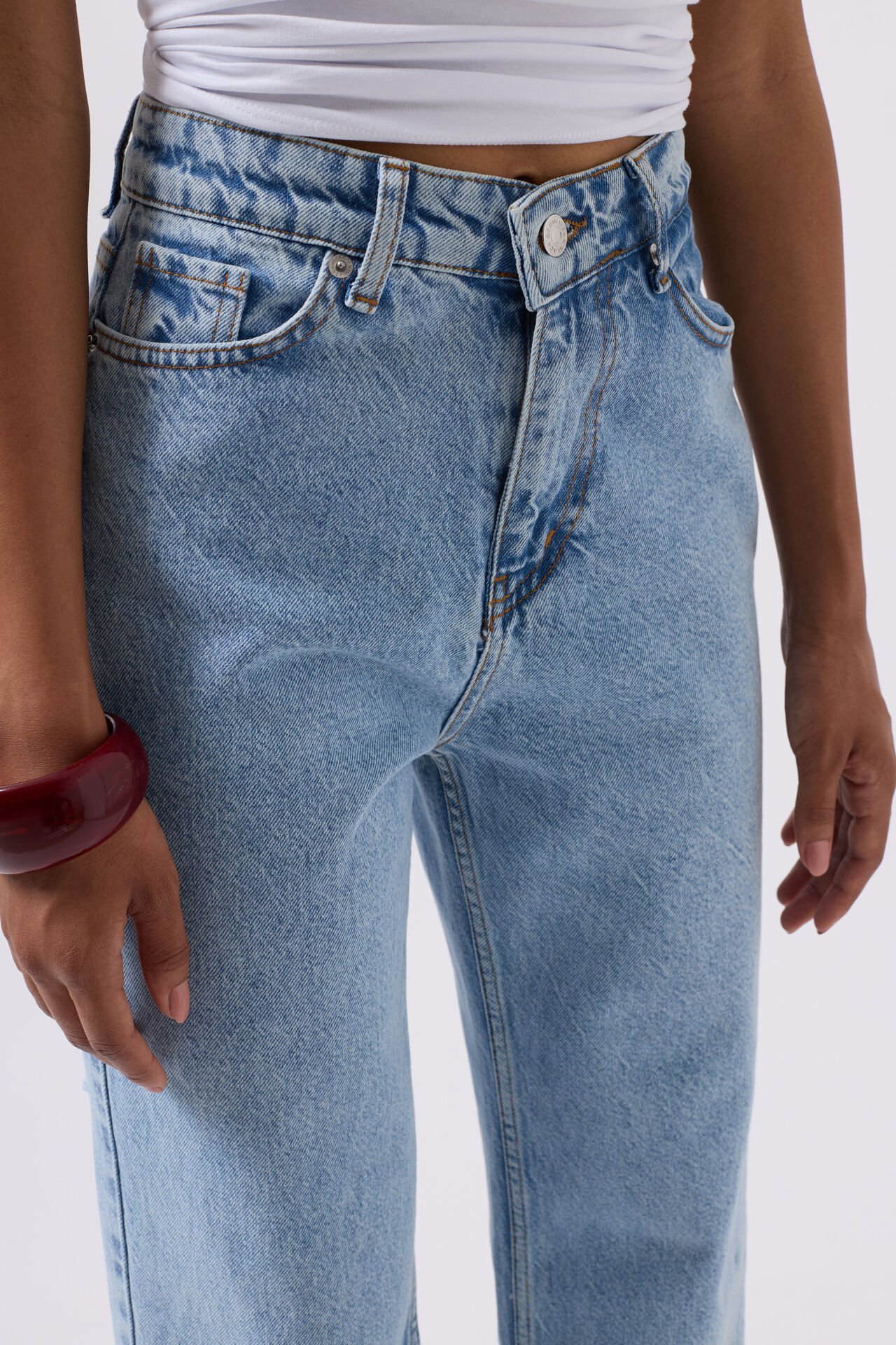Wholesale Back Laser Cut Wide Leg Blue Jeans