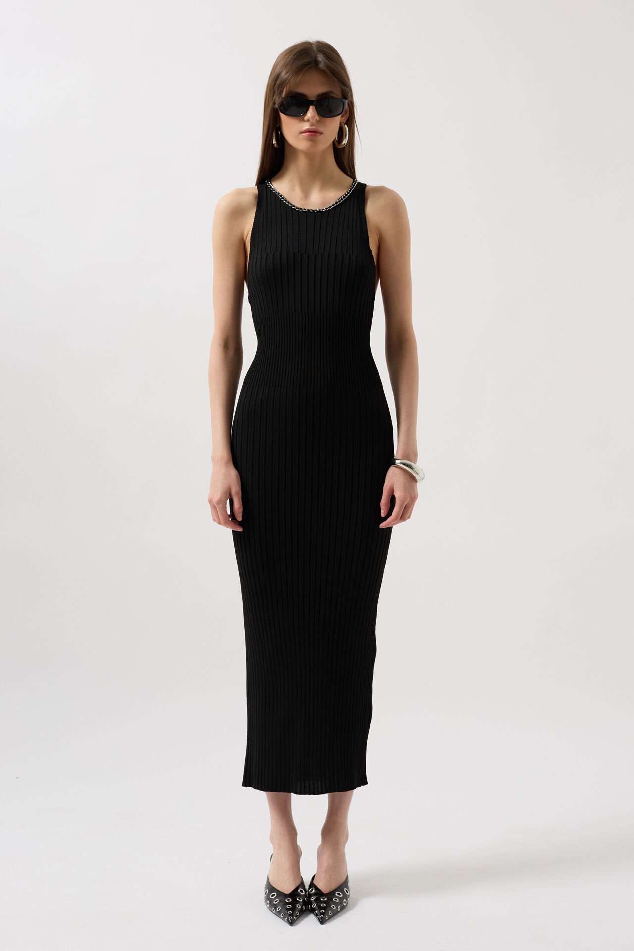 Wholesale Halter Neck Chain Accessory Cross Strap Black Dress