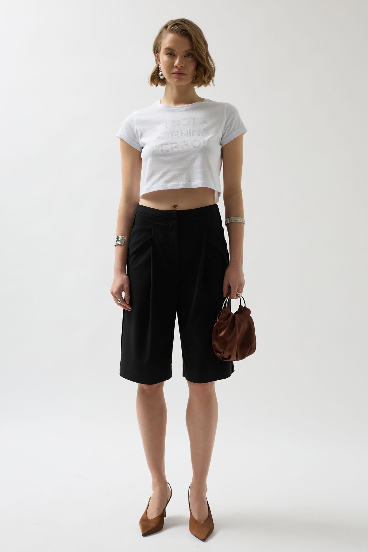 Toptan Taş Detay Beyaz Crop T-Shirt