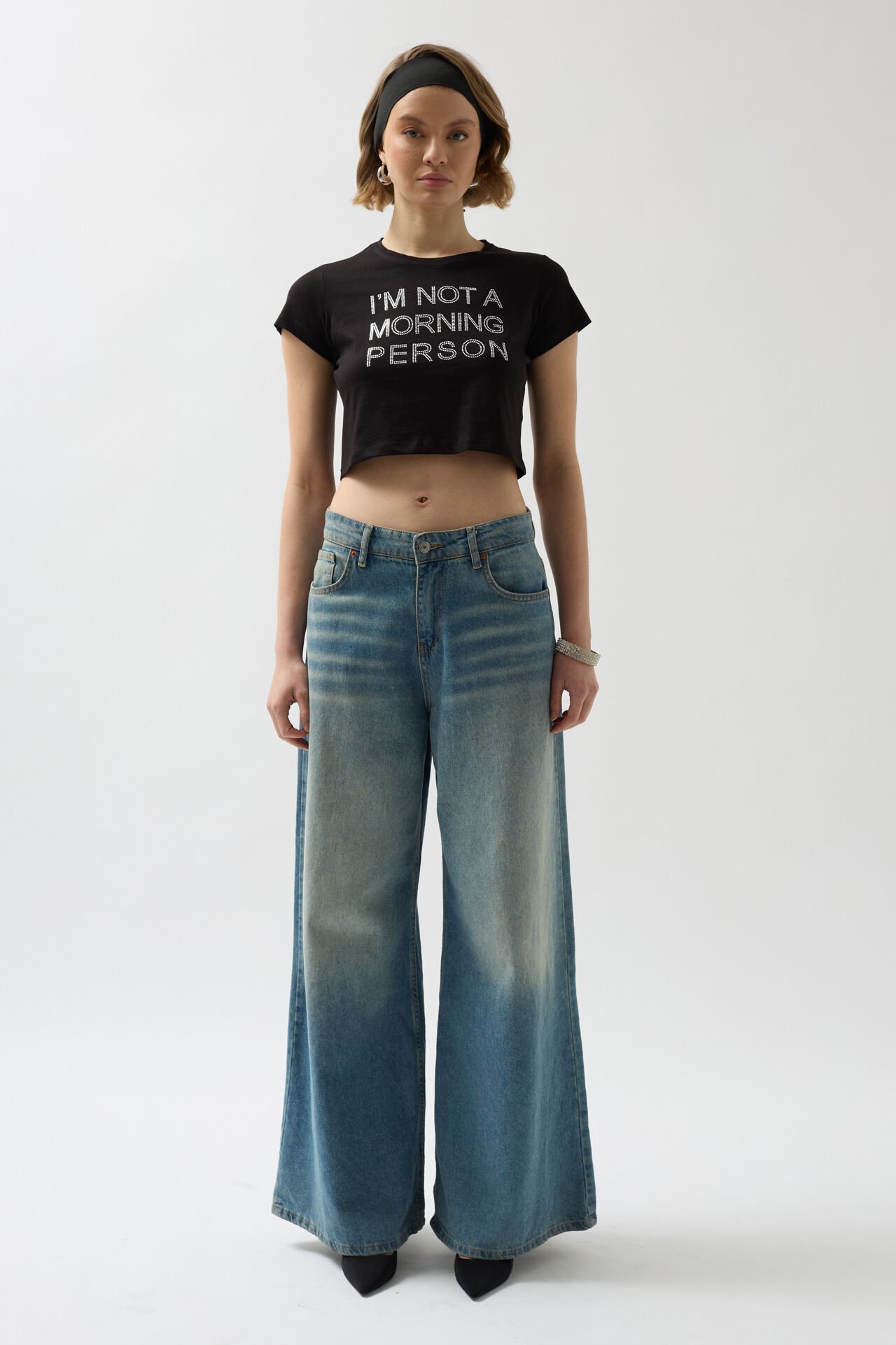 Toptan Taş Detay Siyah Crop T-Shirt