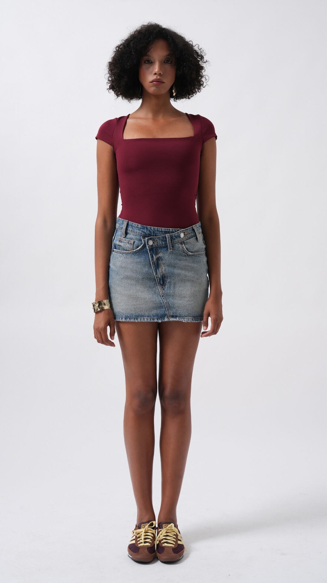 Toptan Pencere Detay Dekolte Bordo Bluz