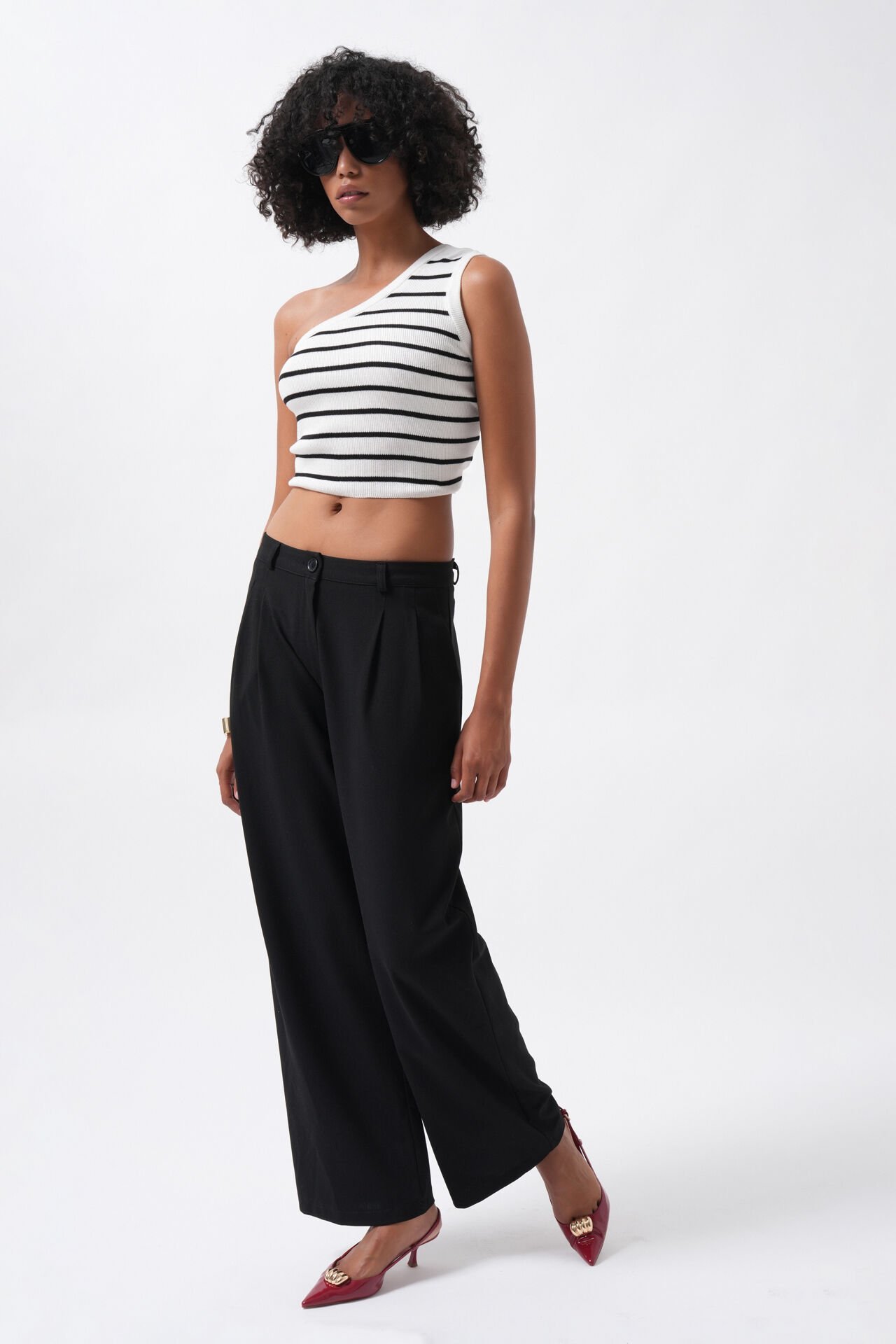 Wholesale Double Pleated Wide Leg Black Trousers