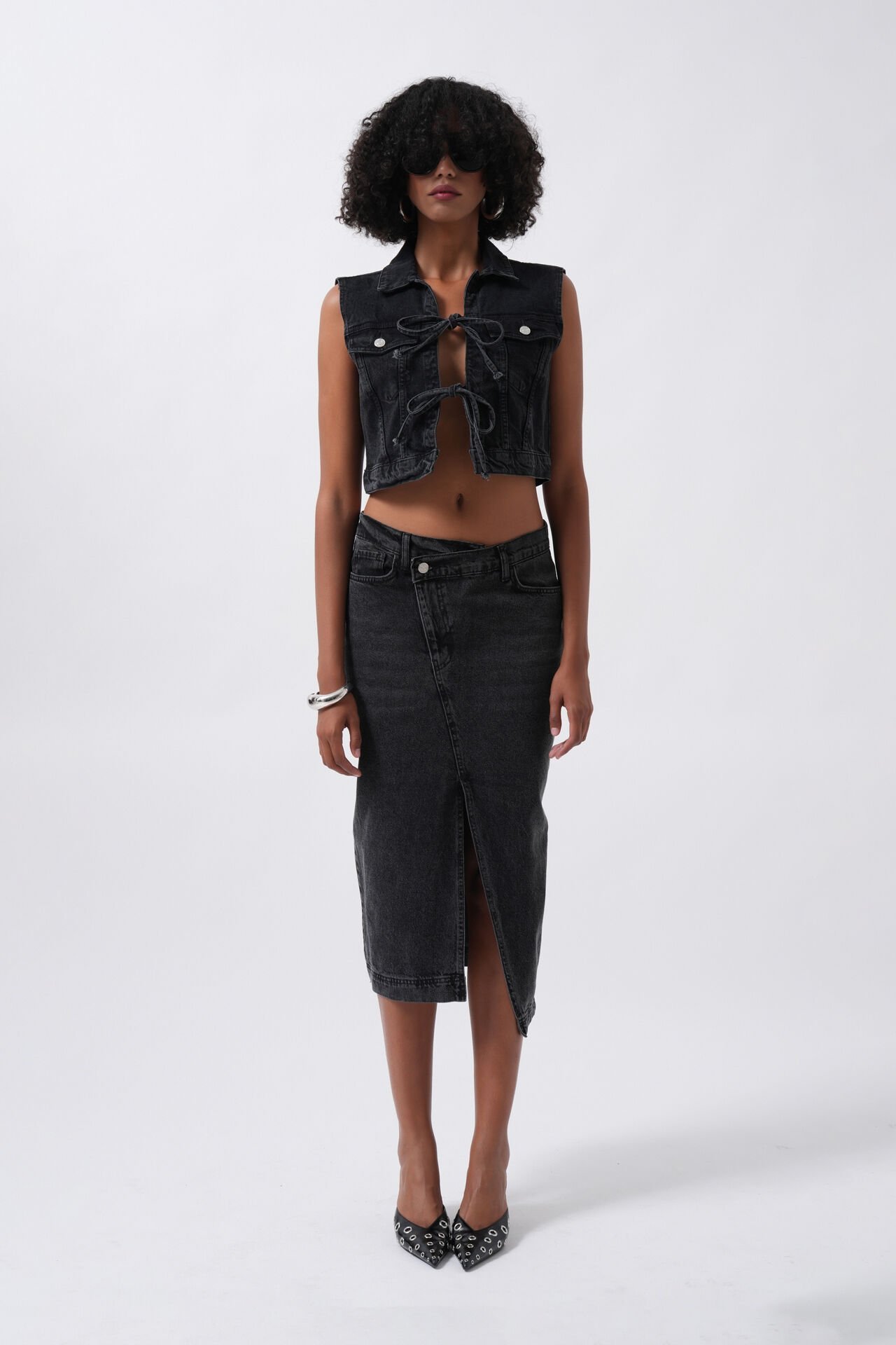 Wholesale Slit Detail Denim Midi Black Skirt