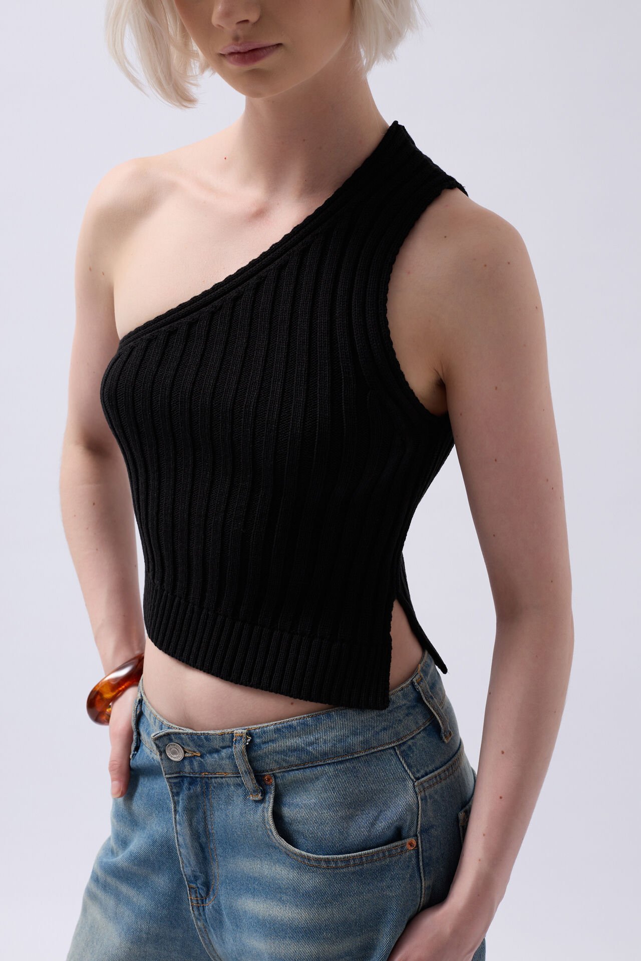 Wholesale One Shoulder Knitted Black Blouse