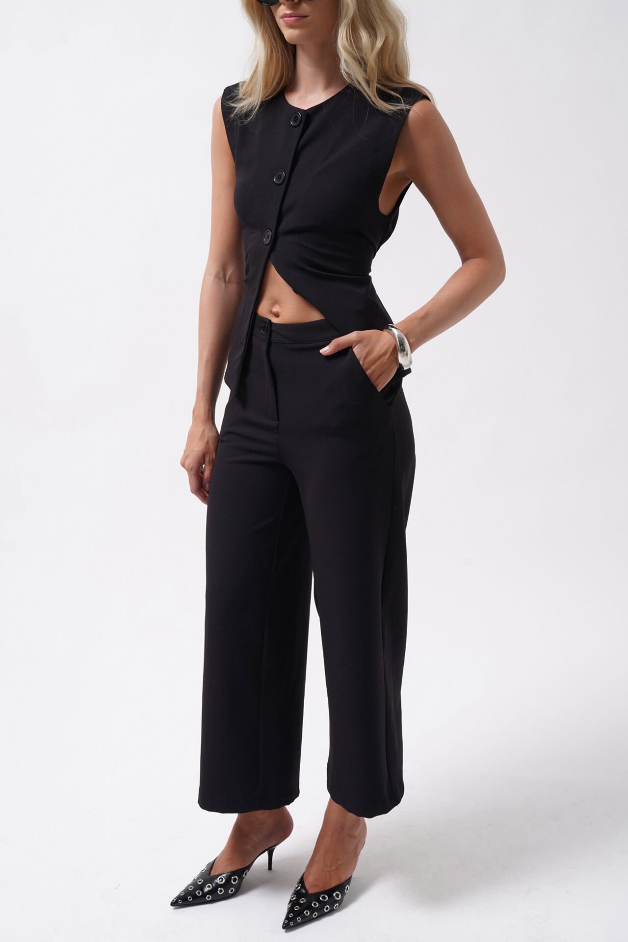 Wholesale Wide Leg Midi Length Black Trousers