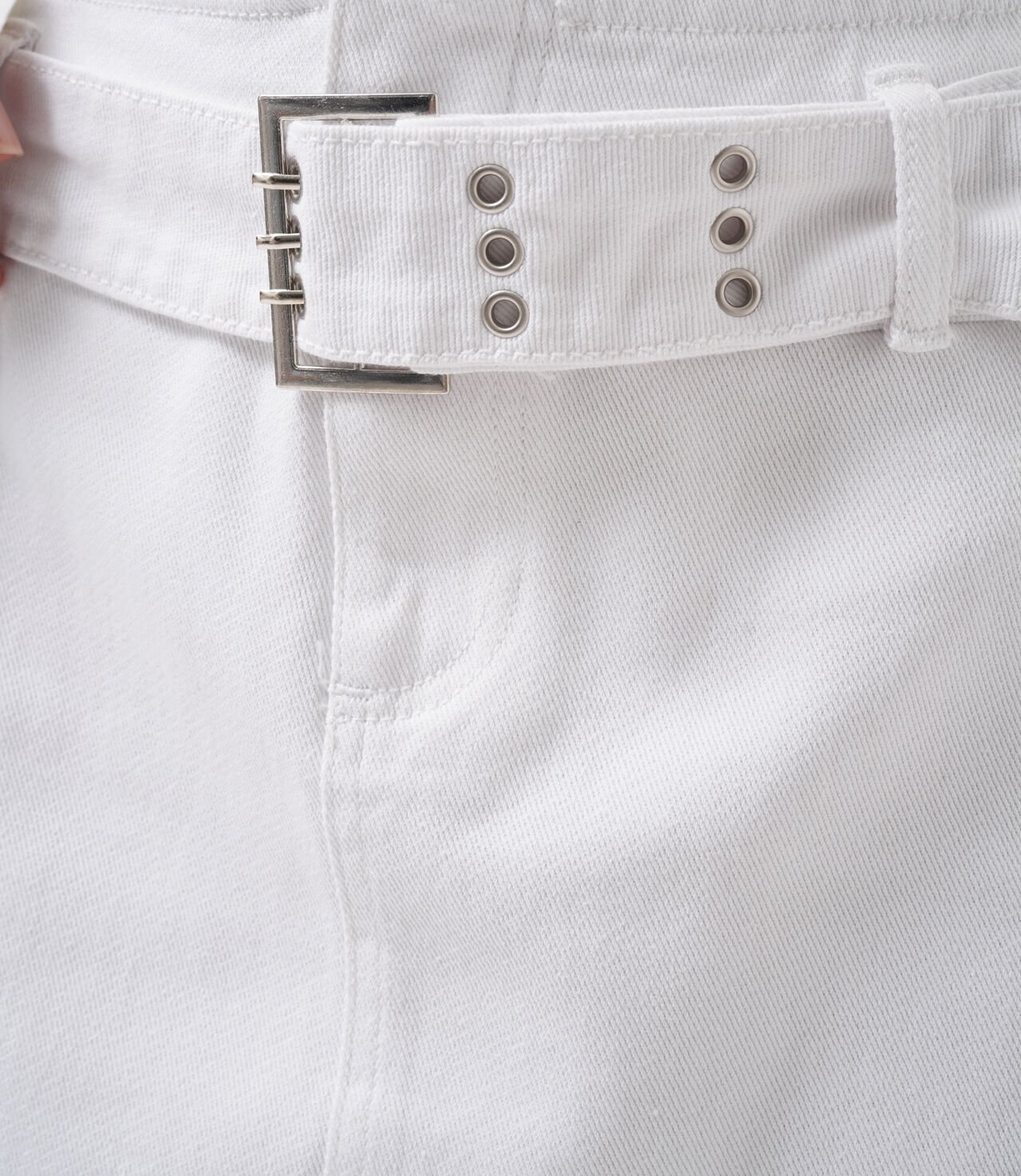 Toptan Kemer Detay Denim Mini Beyaz Etek