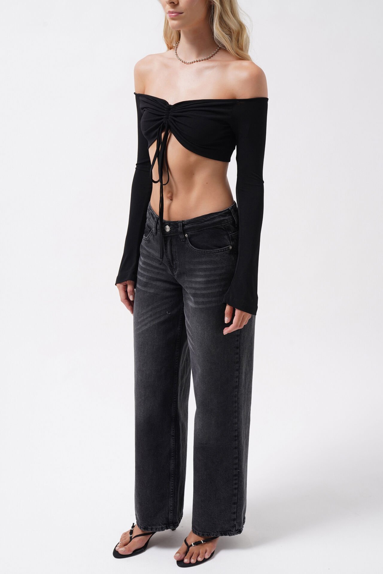 Wholesale Wash Detail High Waist Black Jeans