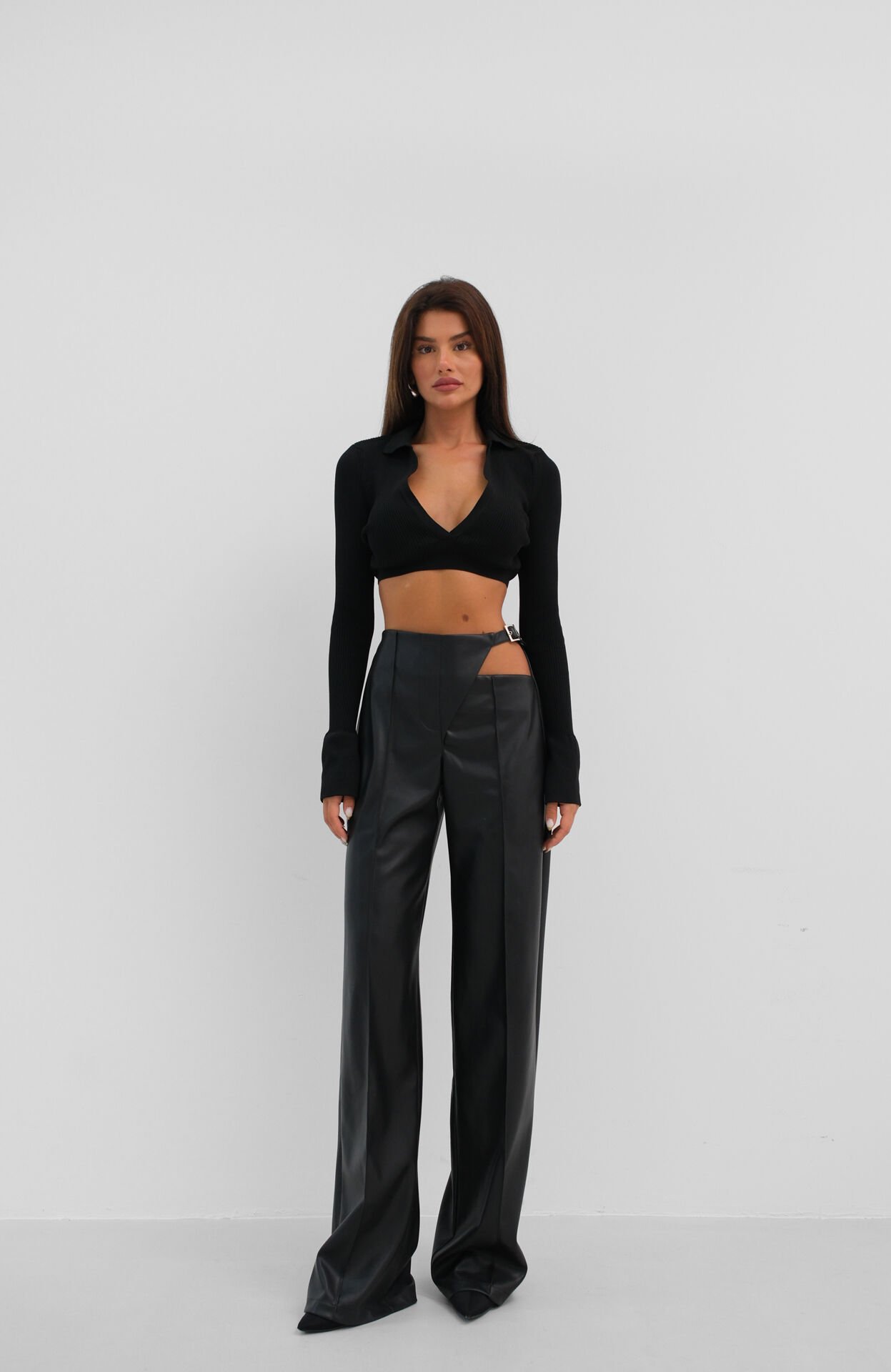 Wholesale V Neck Polo Neck Crop Sweater