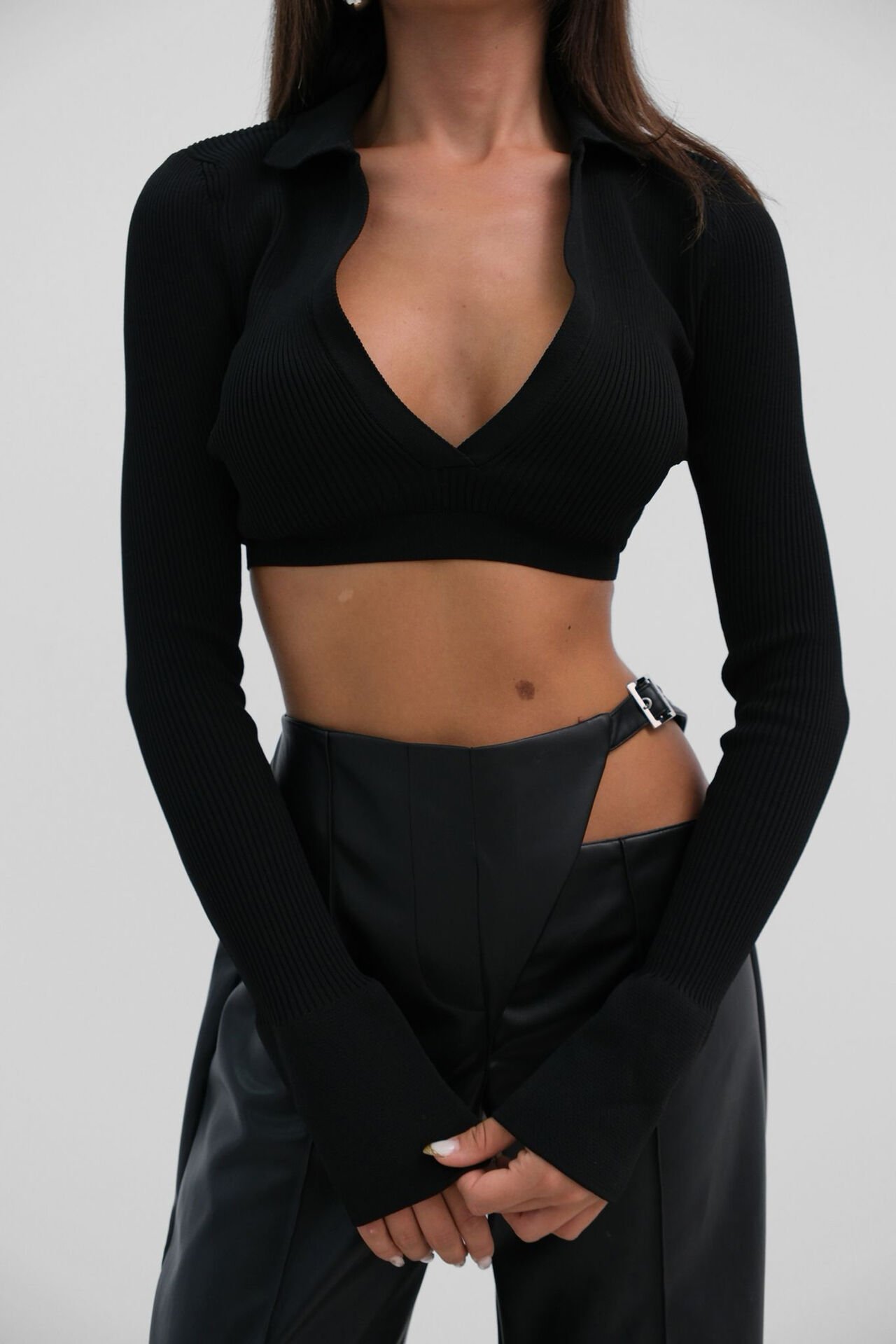 Wholesale V Neck Polo Neck Crop Sweater