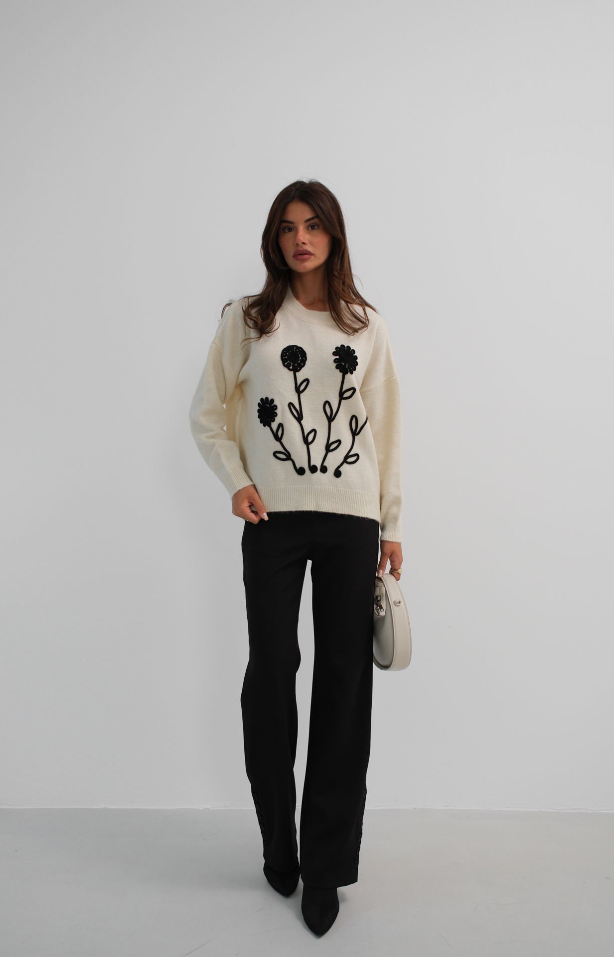 Wholesale Motif Oversize Knitted Sweater