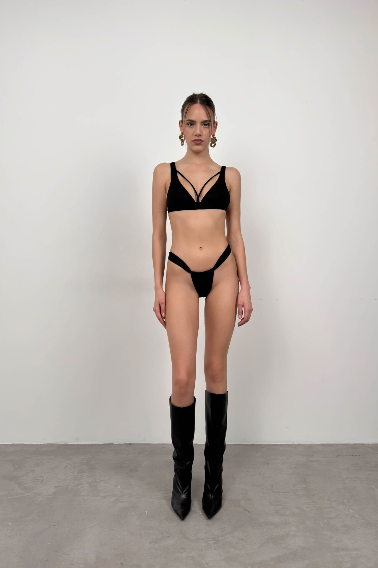 Piping Detail Gathered Bikini Set