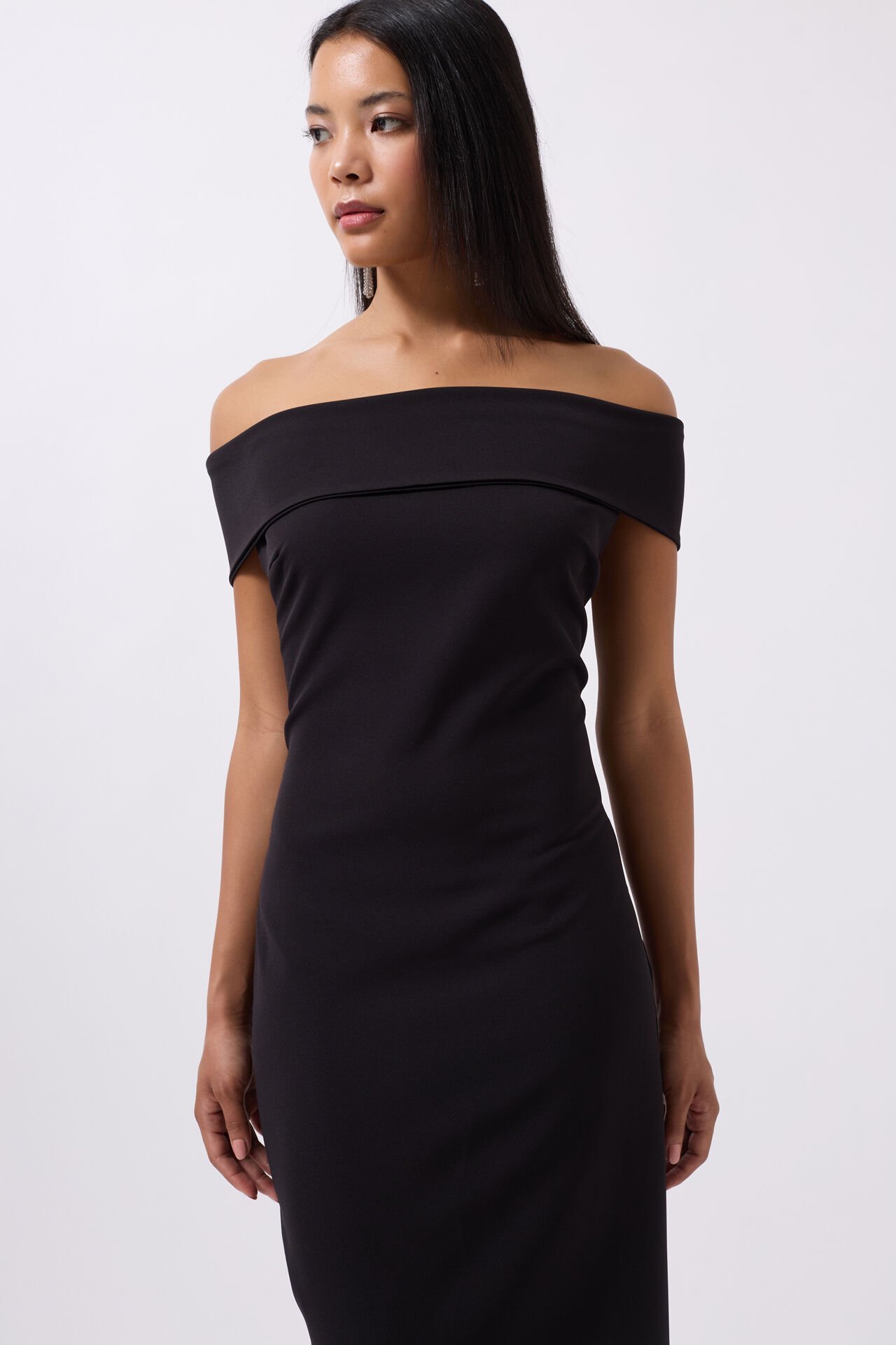 Wholesale Shoulder Fold Detail Maxi Black Dress