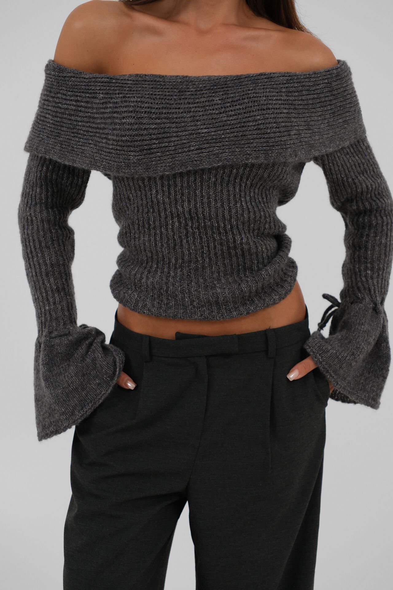 Wholesale Shoulder Decollete Cuff Detail Knitwear Gray Sweater