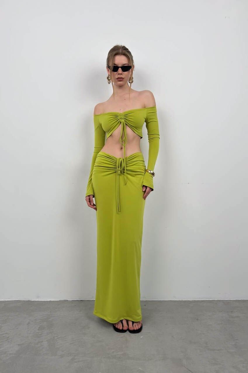 Boat Neck Lift Blouse