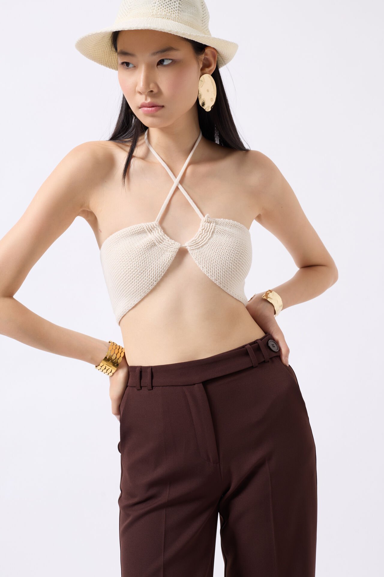 Low-cut Textured Bra