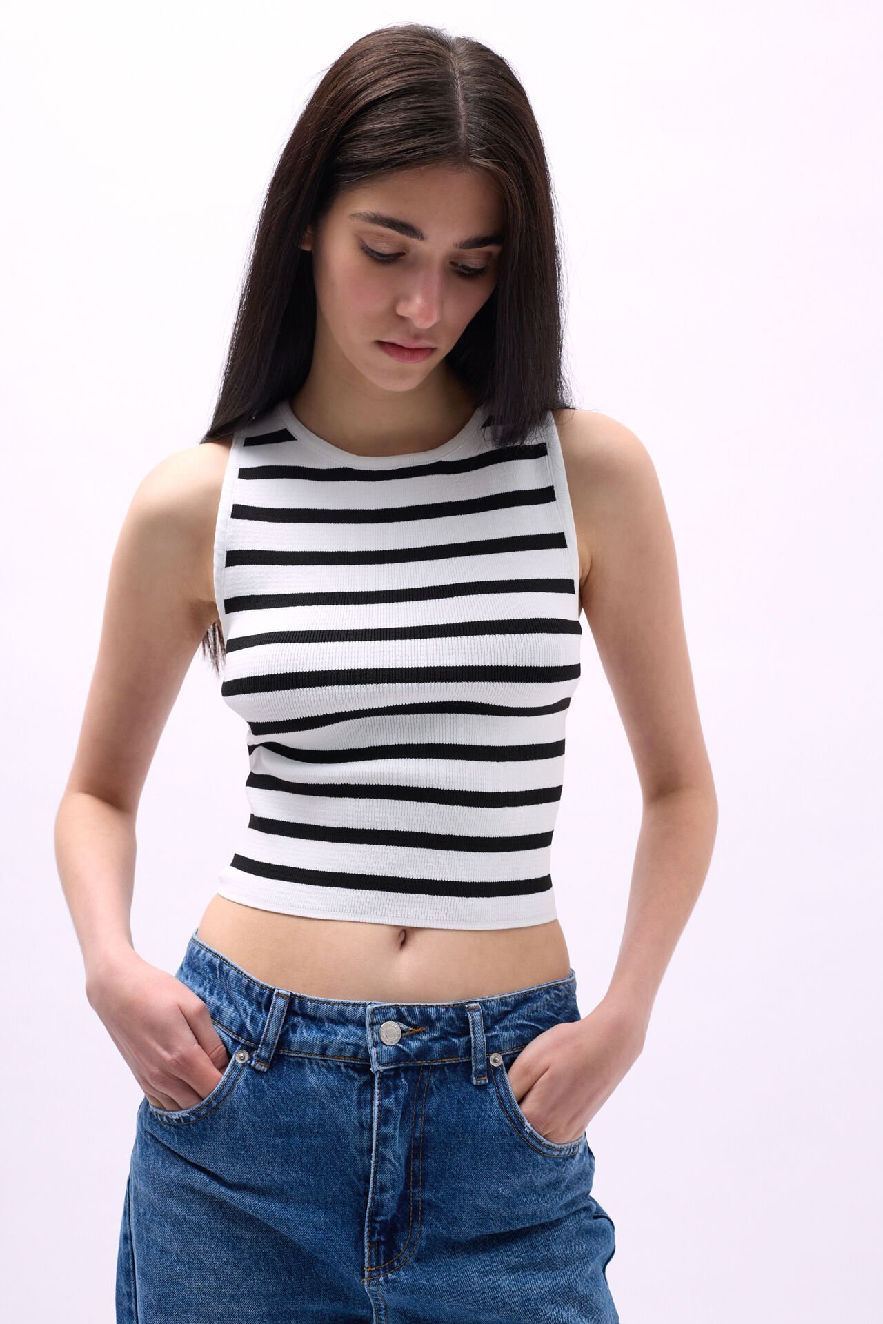 Toptan Halter Yaka Çizgili Beyaz-Siyah Crop