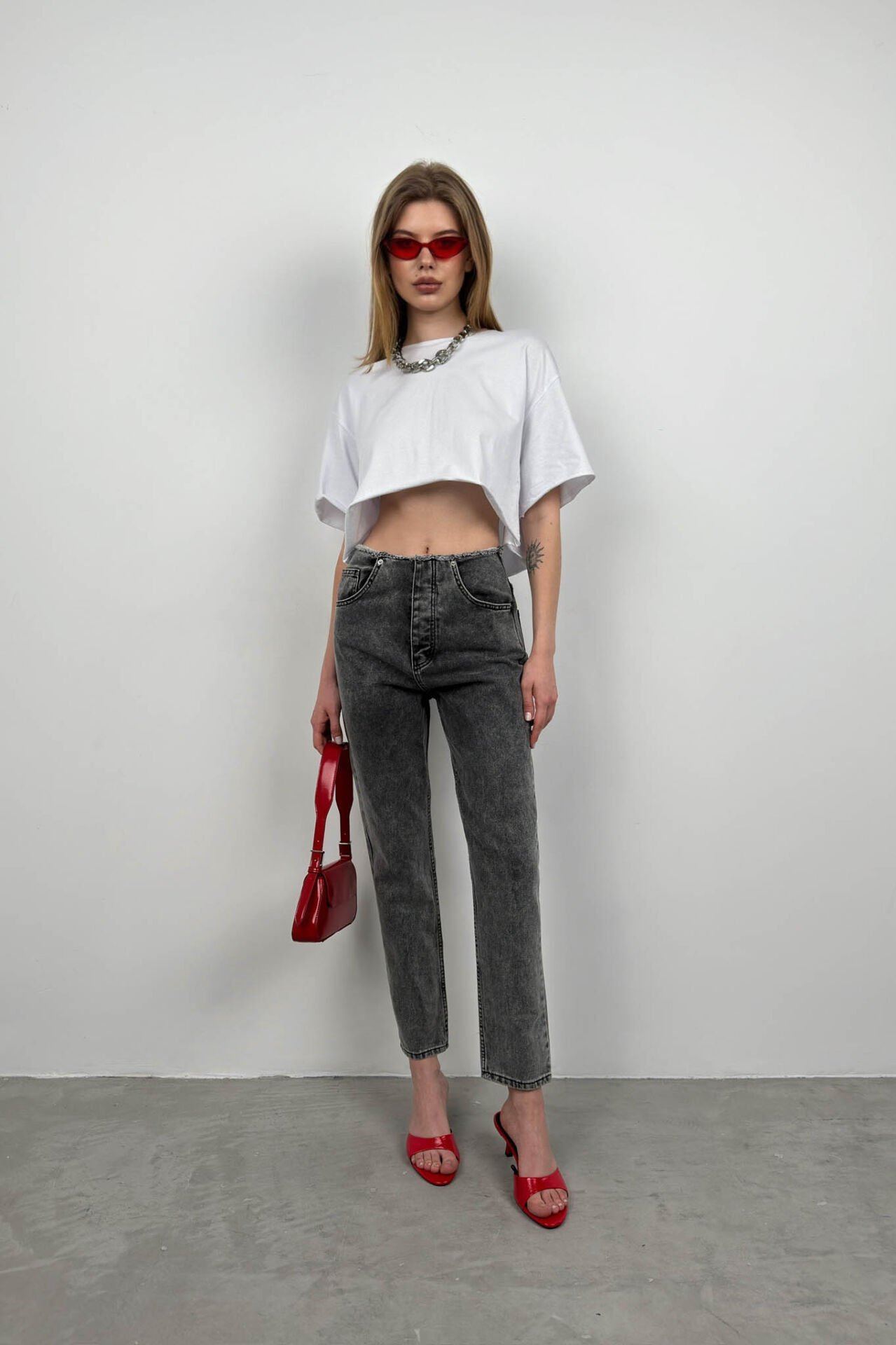 Wholesale Beltless Low Waist Gray Jeans