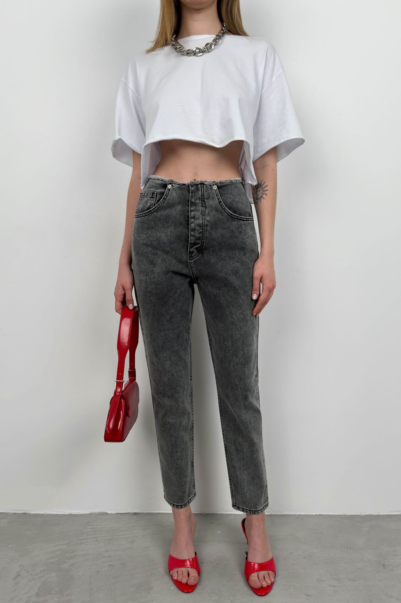 Wholesale Beltless Low Waist Gray Jeans