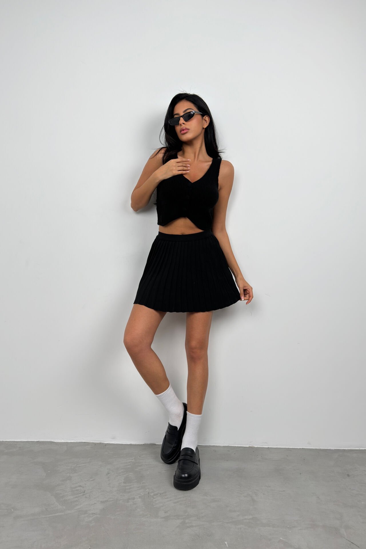 Wholesale Button Detail Black Knit Vest