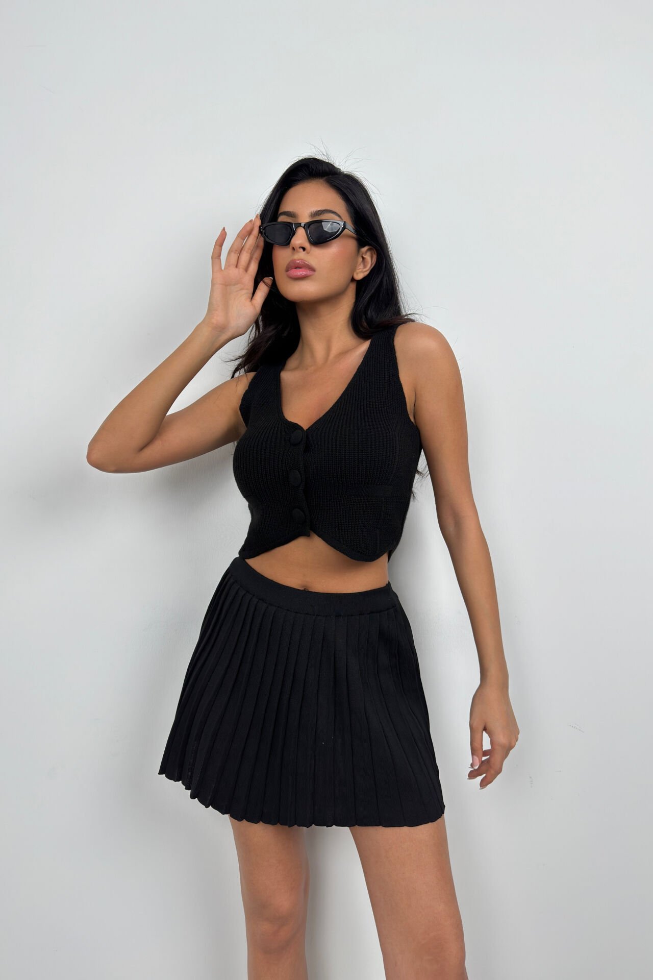 Wholesale Button Detail Black Knit Vest