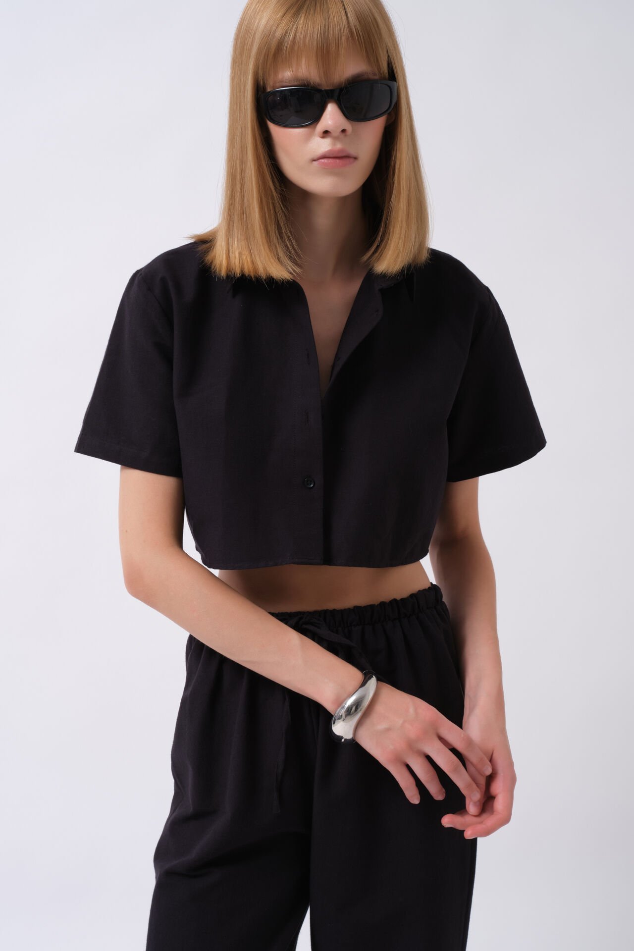 Wholesale Striped Crop Cotton Black Shirt