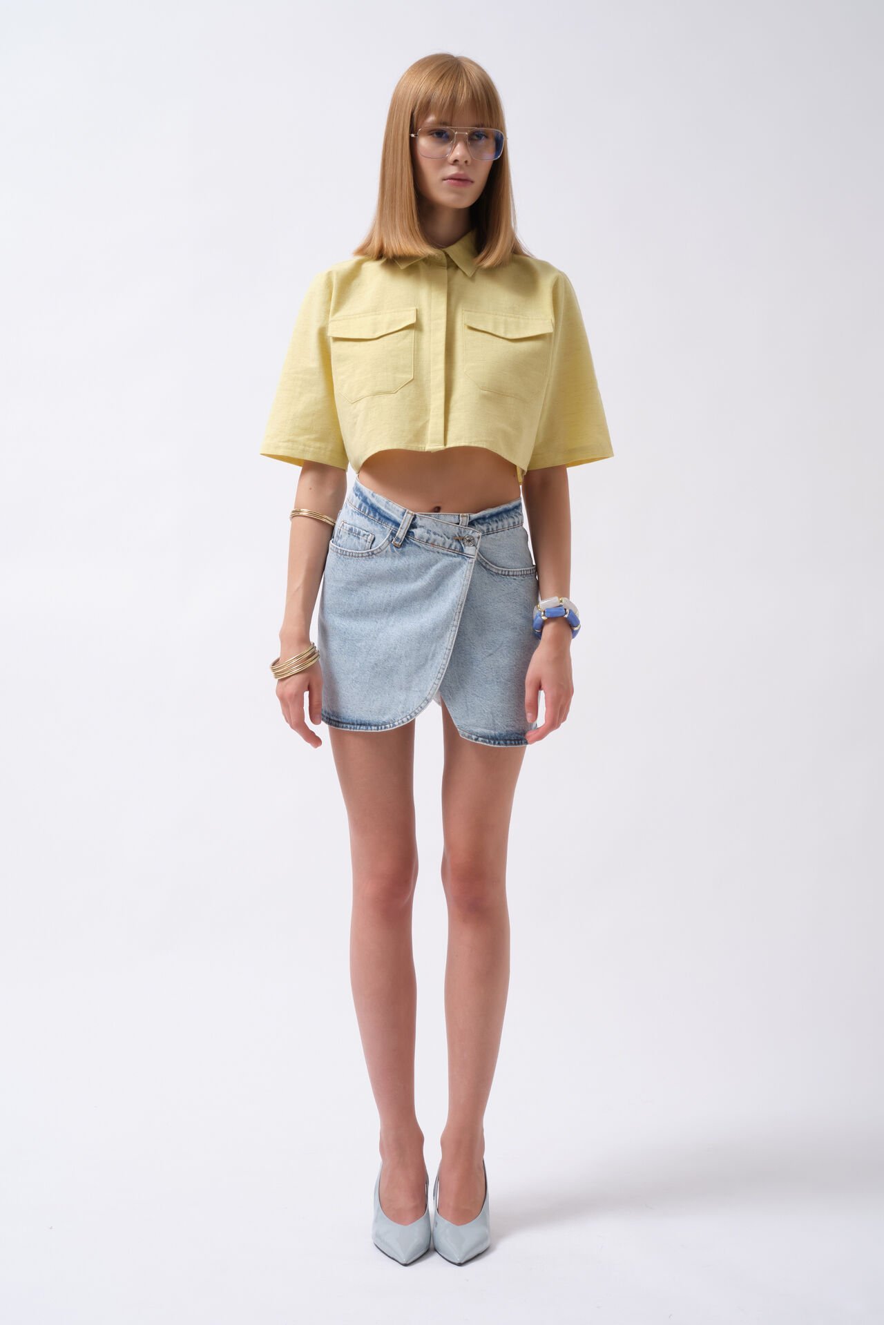 Wholesale Pocket Detail Half Sleeve Crop Yellow Shirt