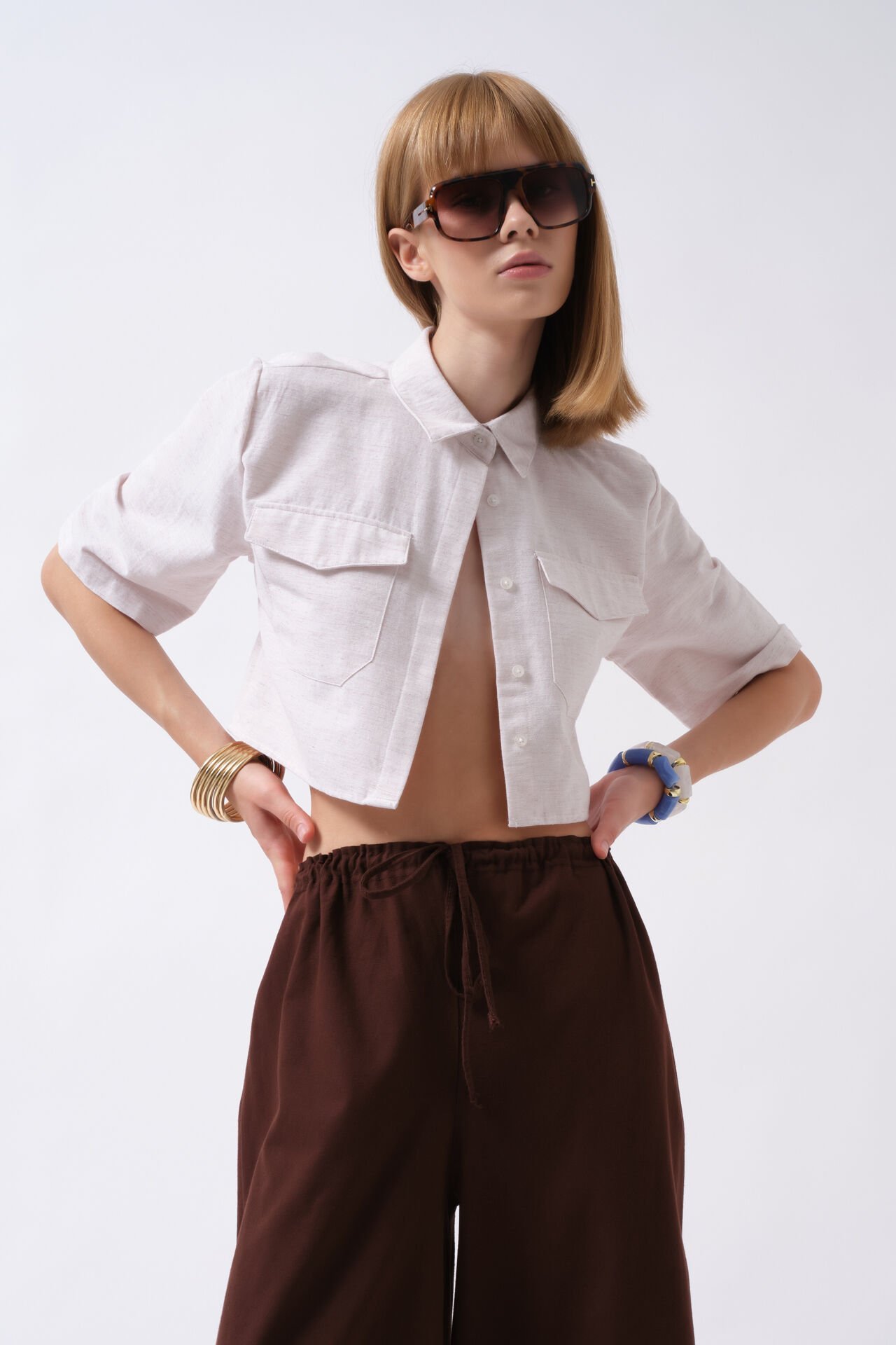 Wholesale Pocket Detail Half Sleeve Crop Gray Shirt