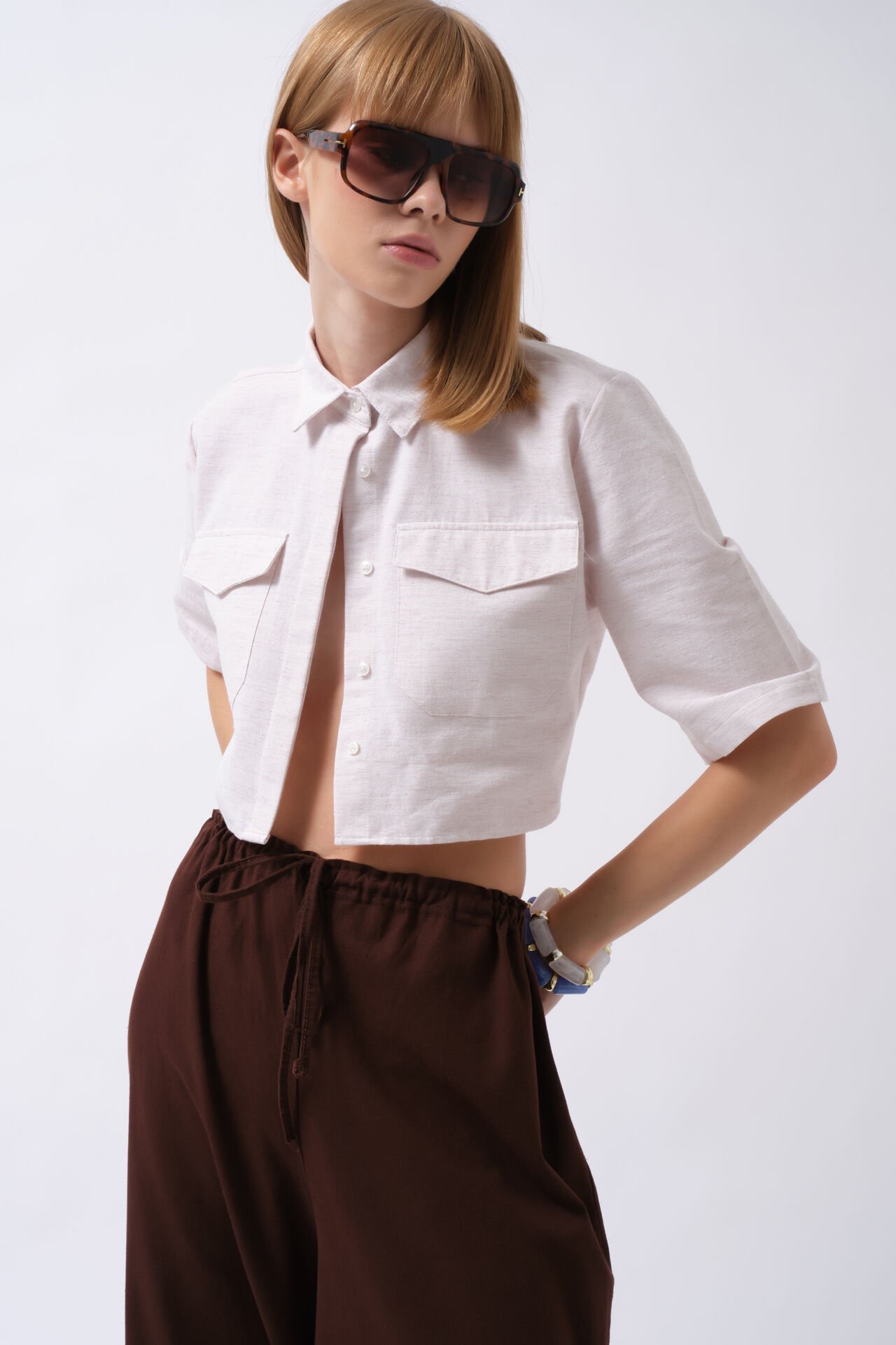 Wholesale Pocket Detail Half Sleeve Crop Gray Shirt