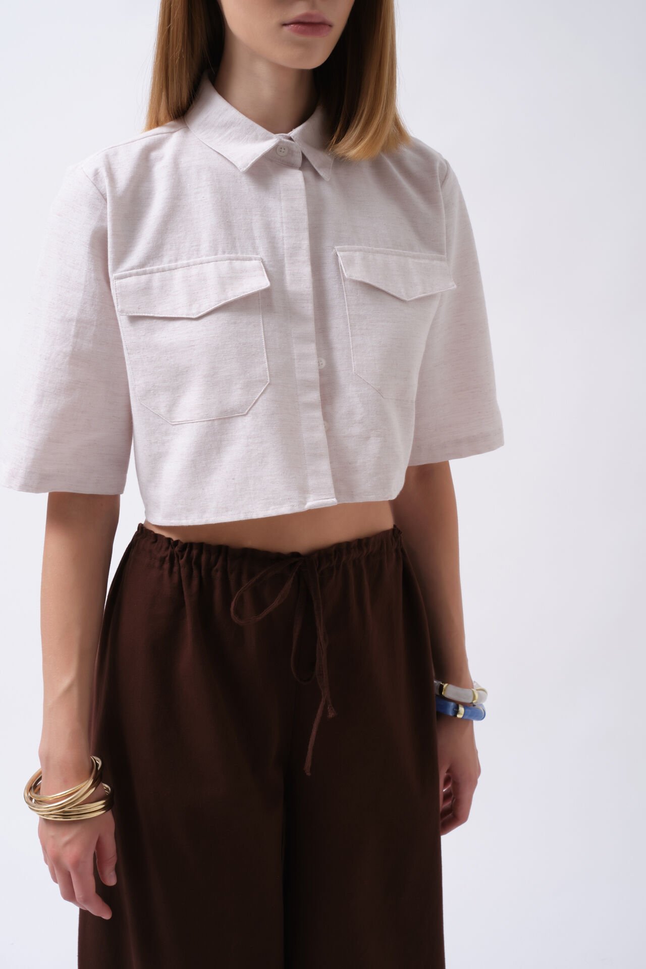 Wholesale Pocket Detail Half Sleeve Crop Gray Shirt