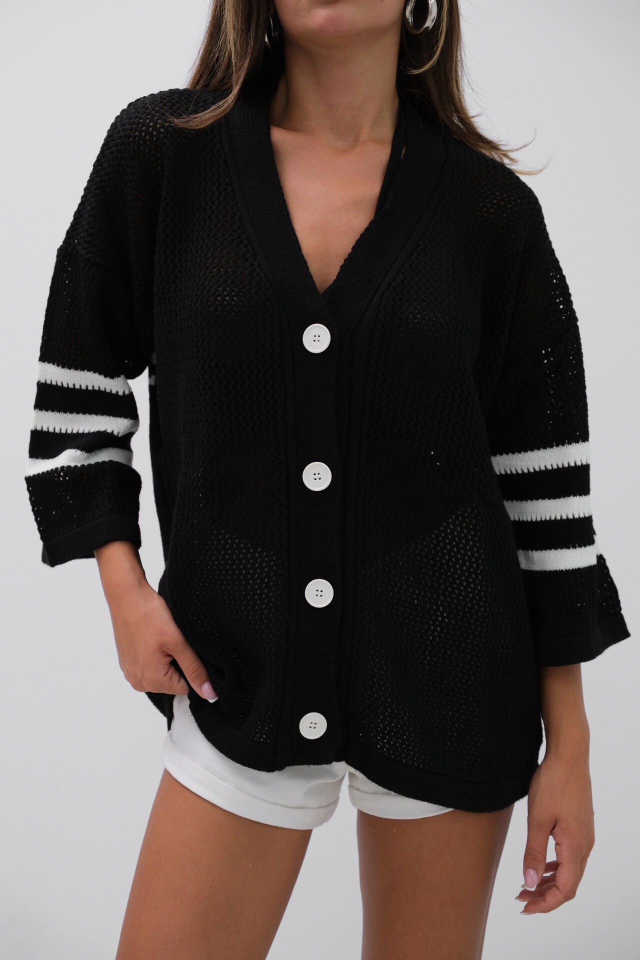 Wholesale Back Printed Openwork Black Cardigan