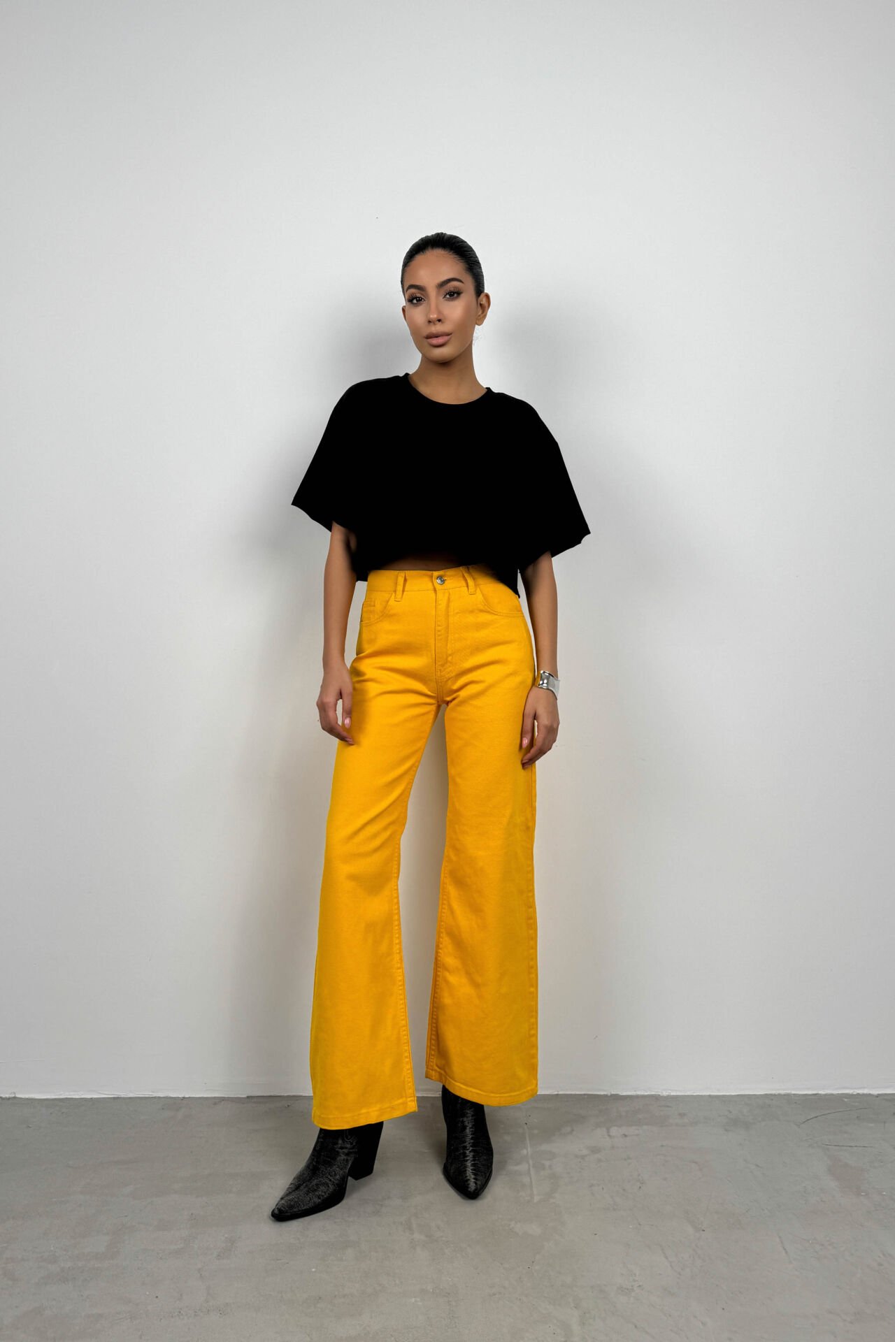 High Waist Tube Leg Jean
