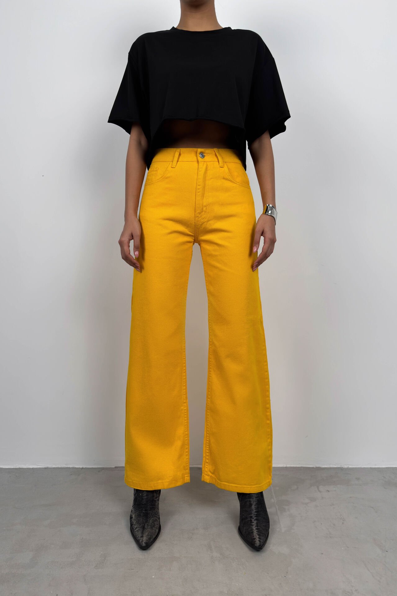 High Waist Tube Leg Jean