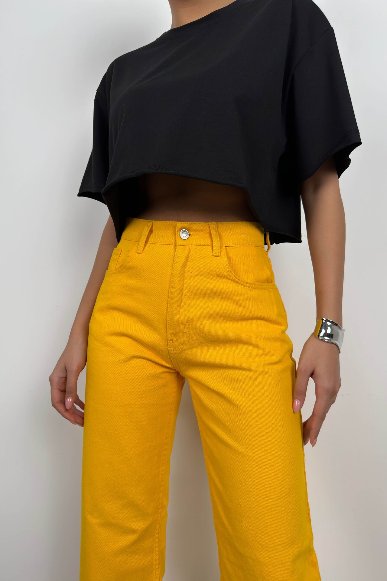 High Waist Tube Leg Jean