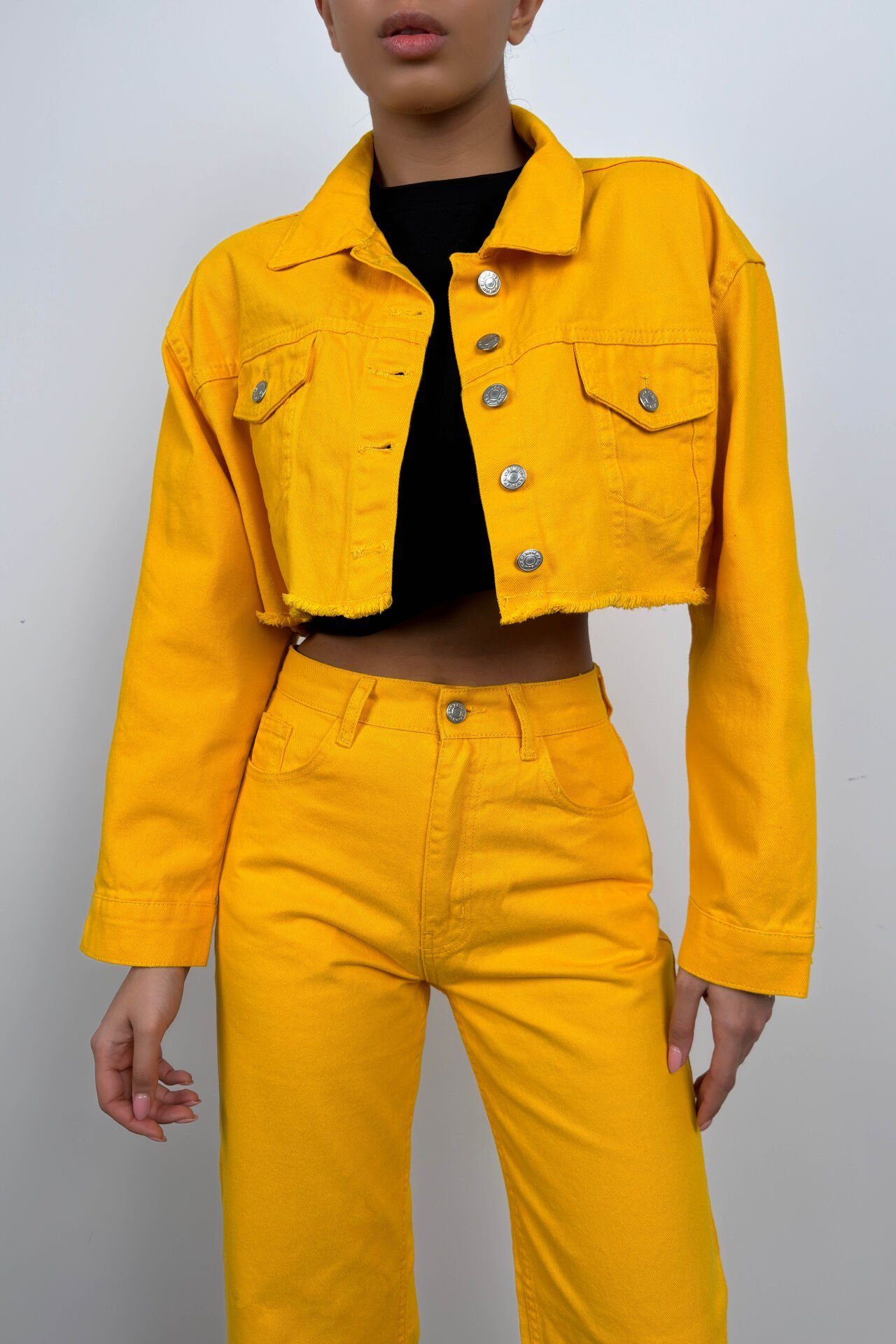 Toptan Düğme Detay Mango Crop Ceket