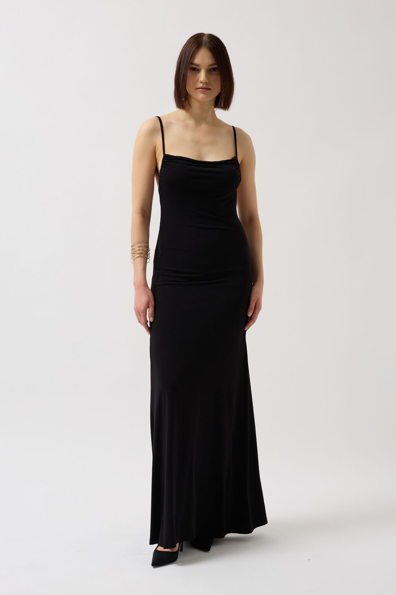 Toptan Bağlama Detay Degaje Yaka Maxi Siyah Elbise