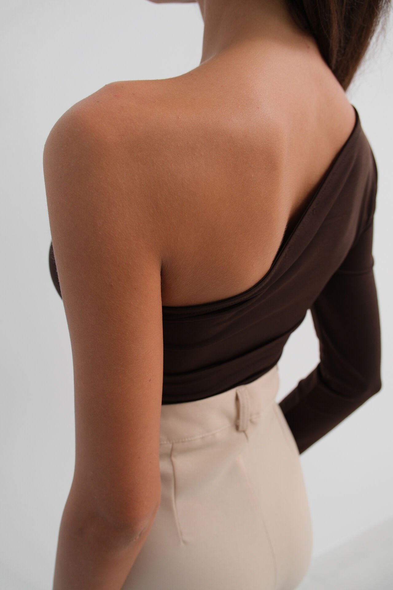 Toptan Asimetrik Tek Omuz Crop Top
