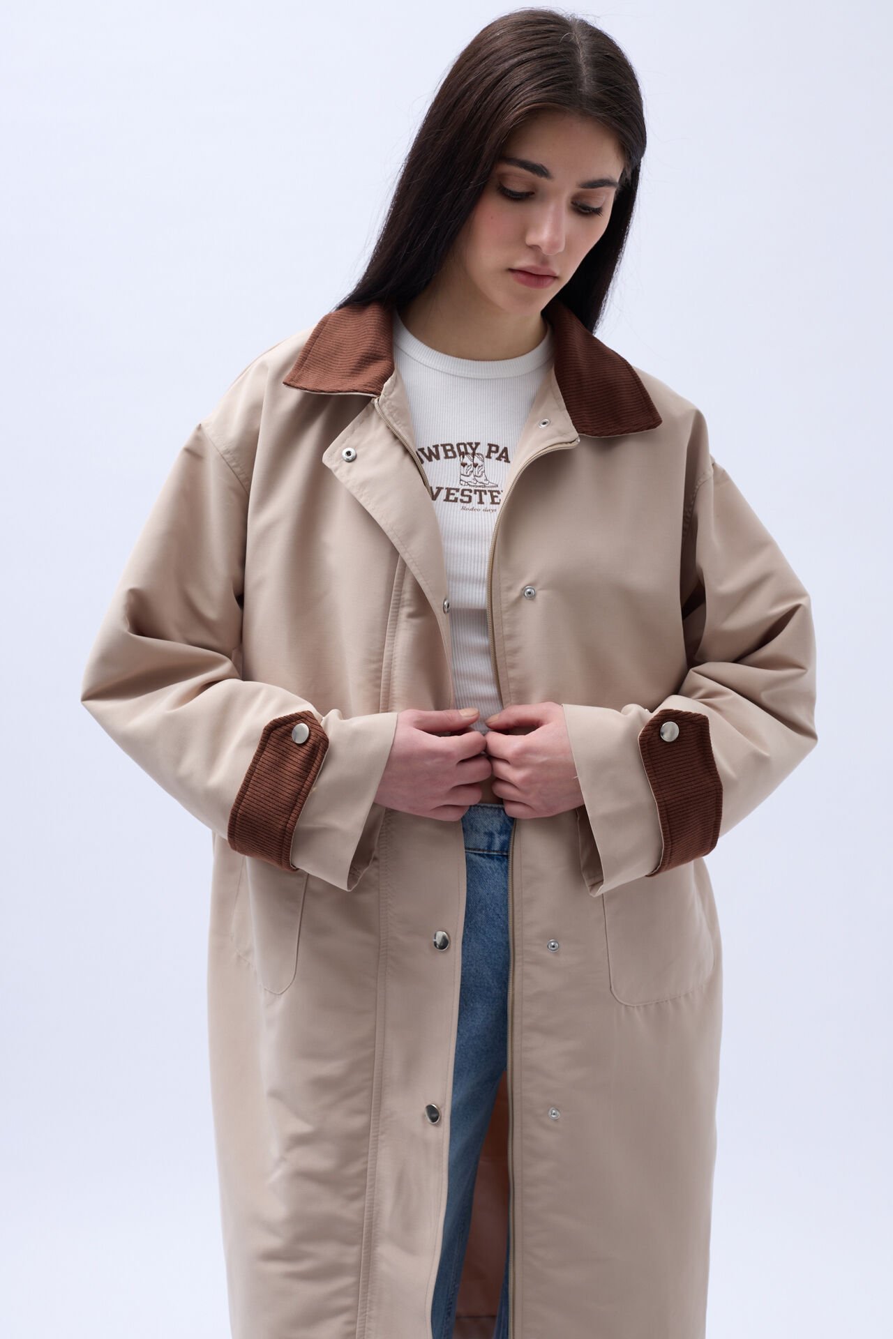 Toptan Yaka Detaylı Oversiz Bej Trençkot