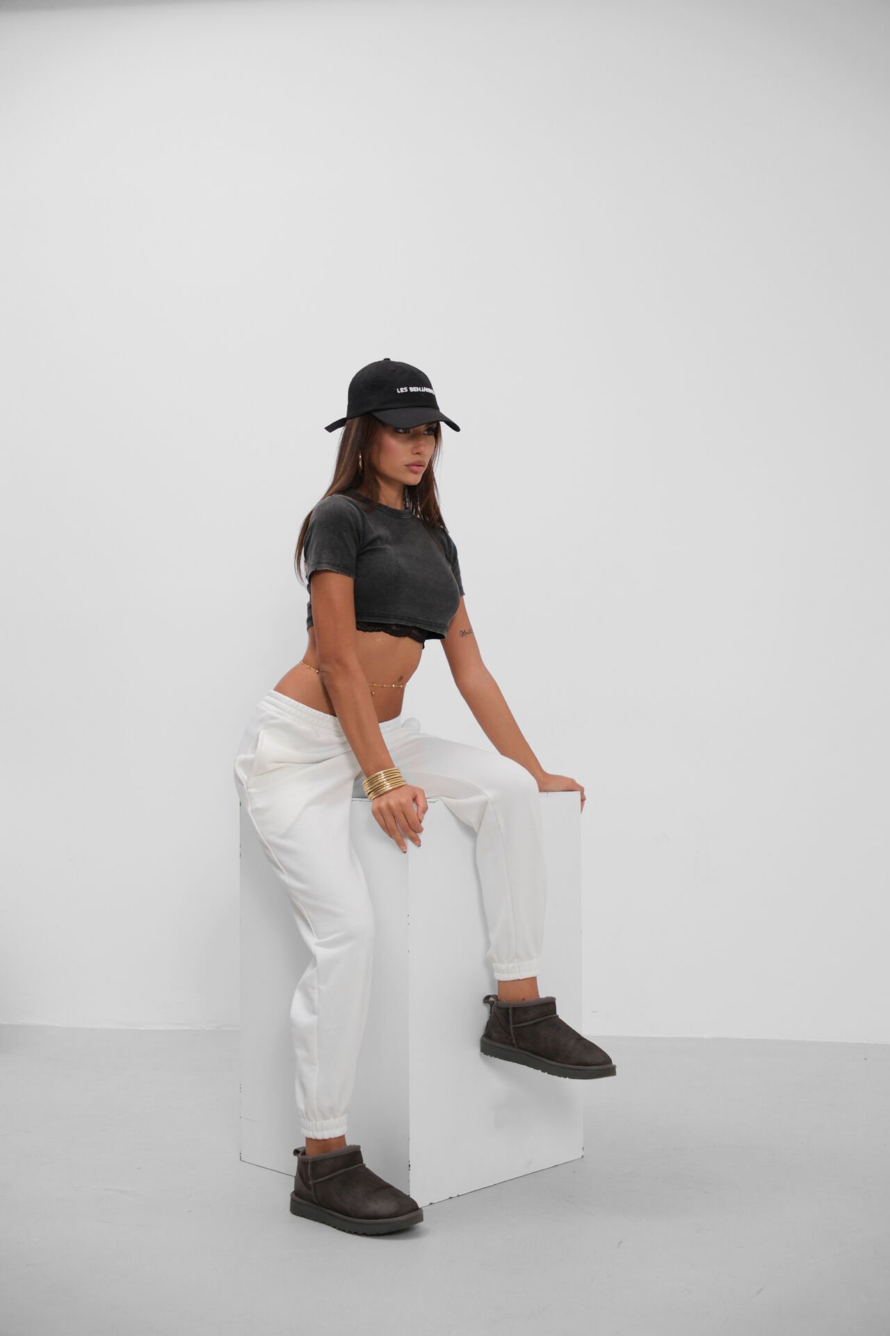 Wholesale Waist and Leg Elastic Ecru Jogger Tracksuit