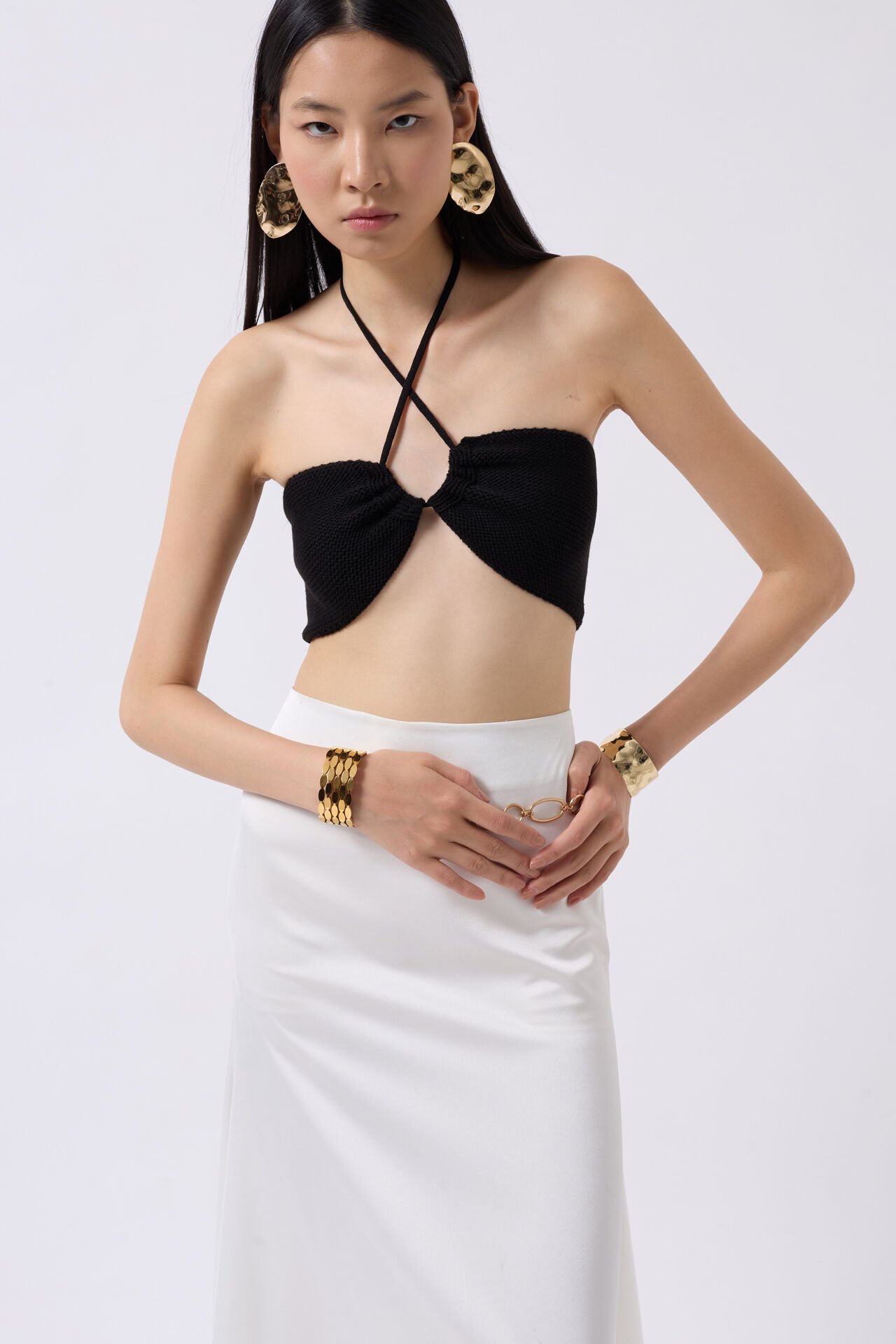 Wholesale Low-Cut Textured Black Bra