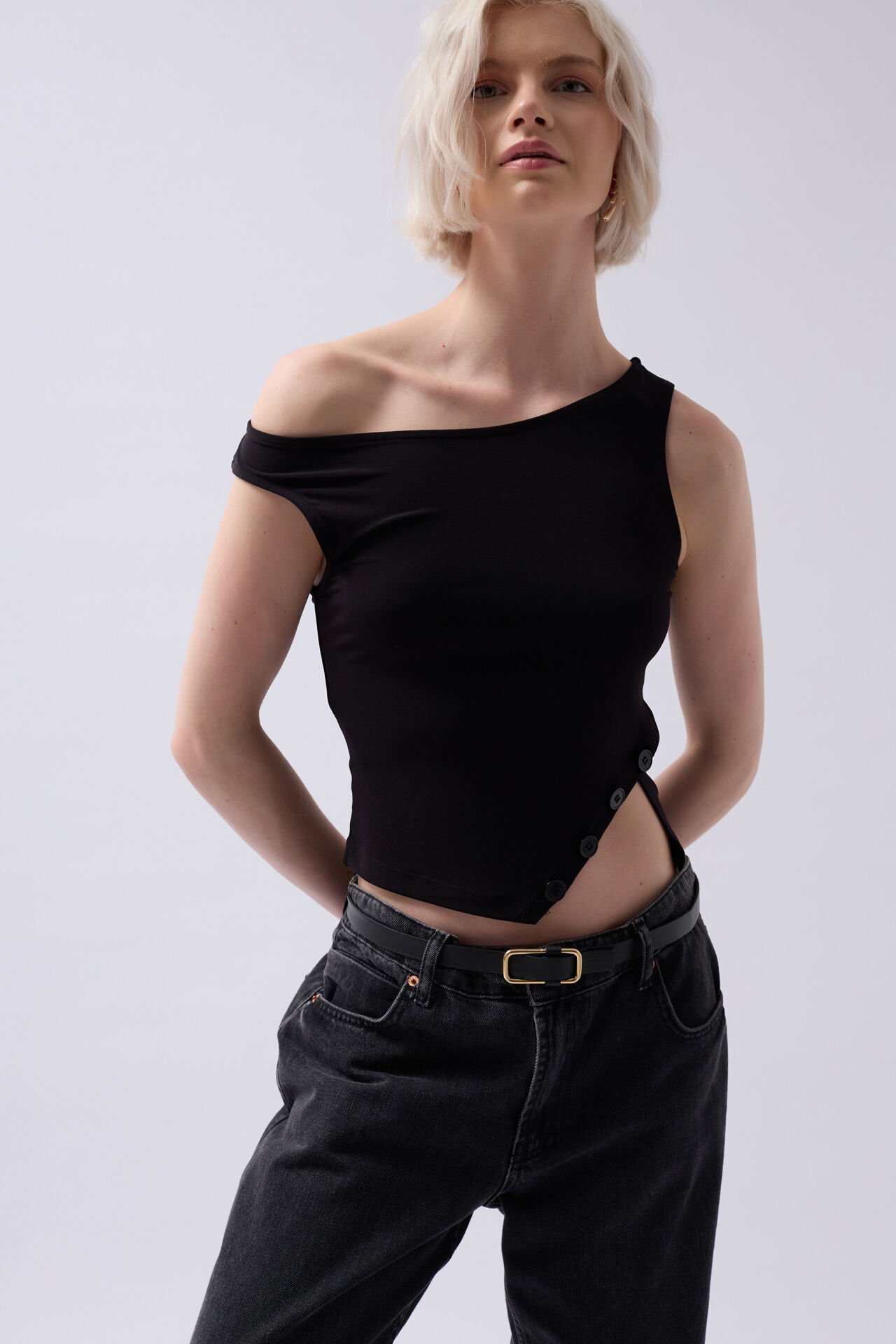 Wholesale Boat Neck Slit Detail Black Blouse